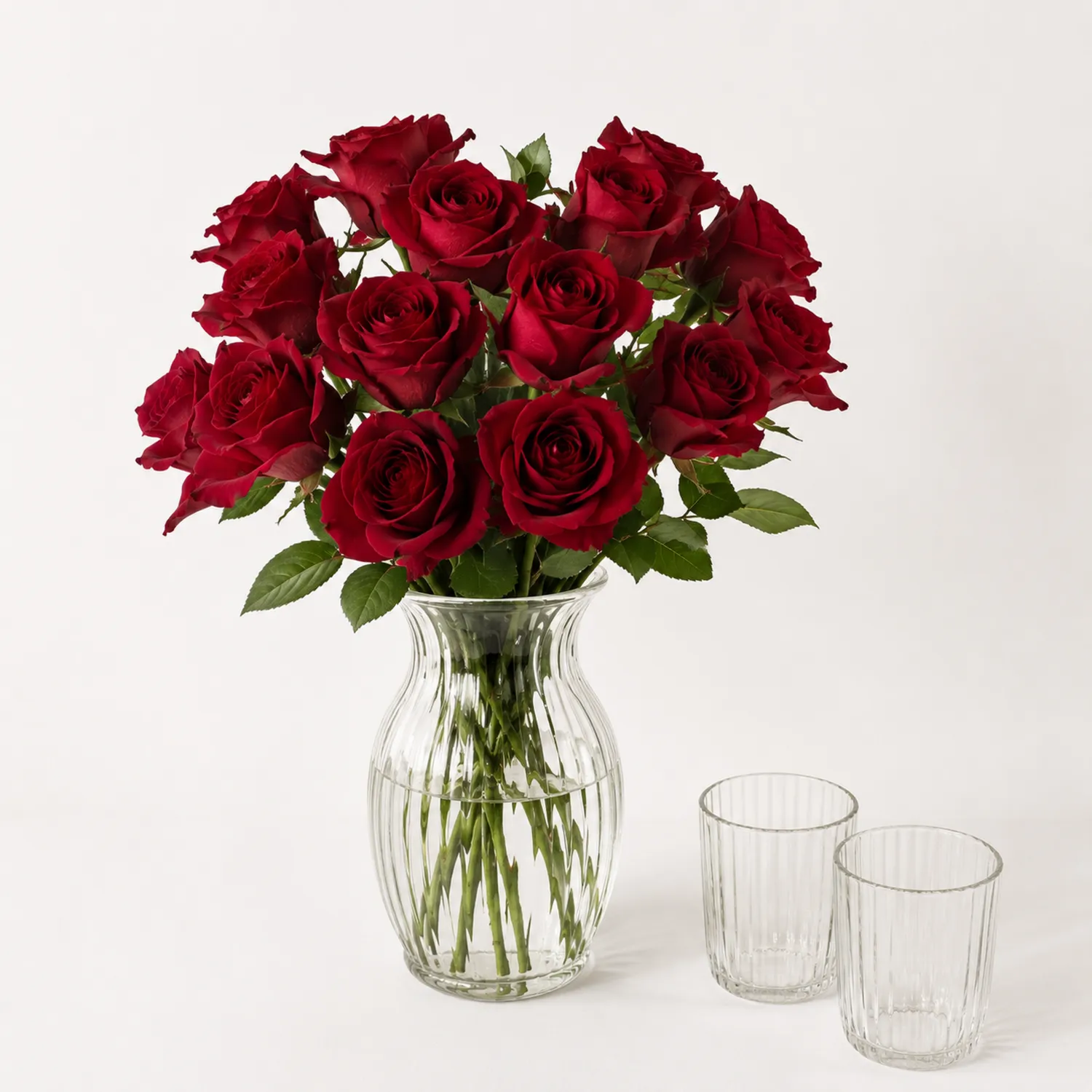 Bouquet di Rose Rosse Artificiali in Vaso di Vetro