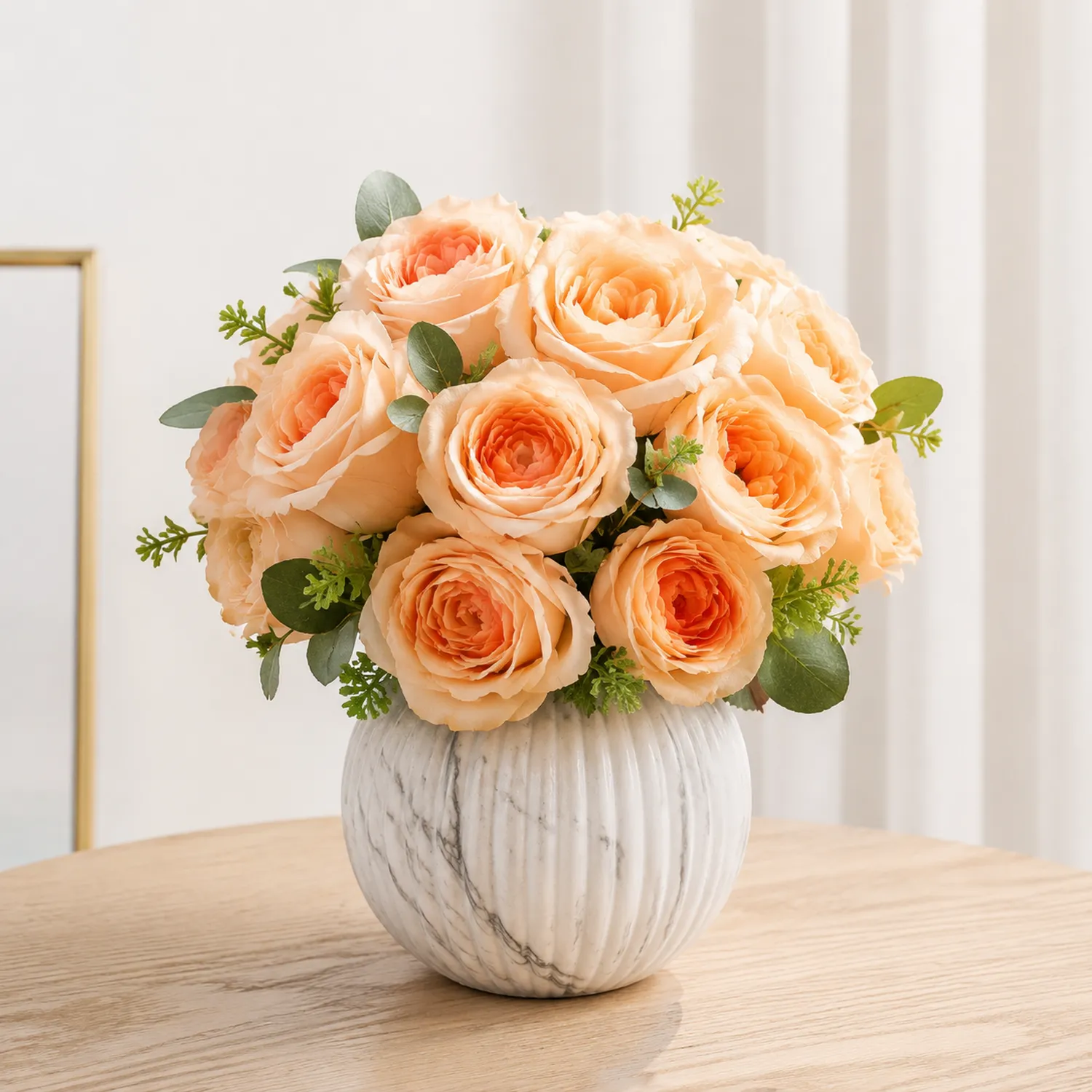 Bouquet di Rose Artificiali in Vaso di Marmo Arancione Pesca