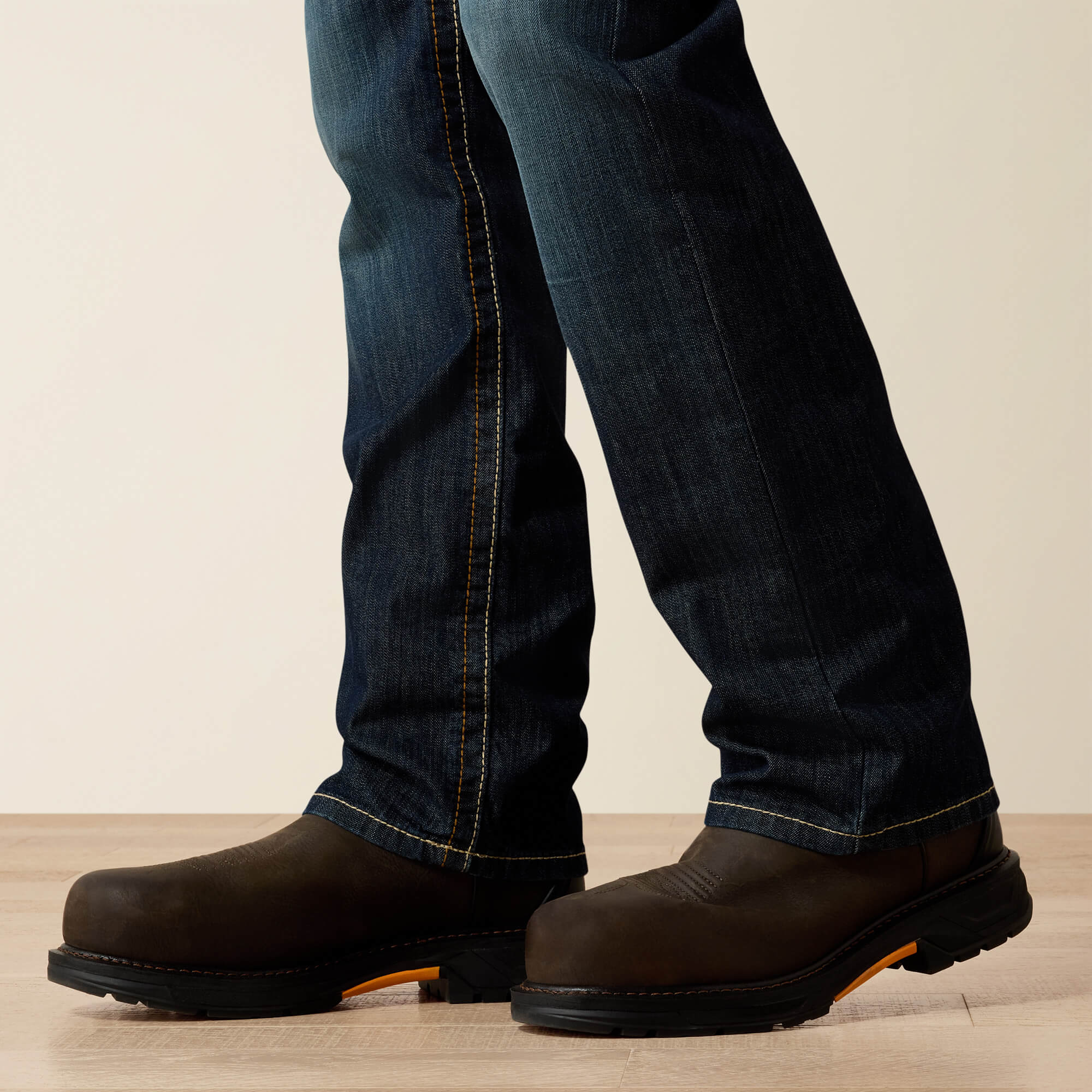 FR M4 Relaxed Stretch DuraLight Basic Boot Cut Jean 03 - LASSEN