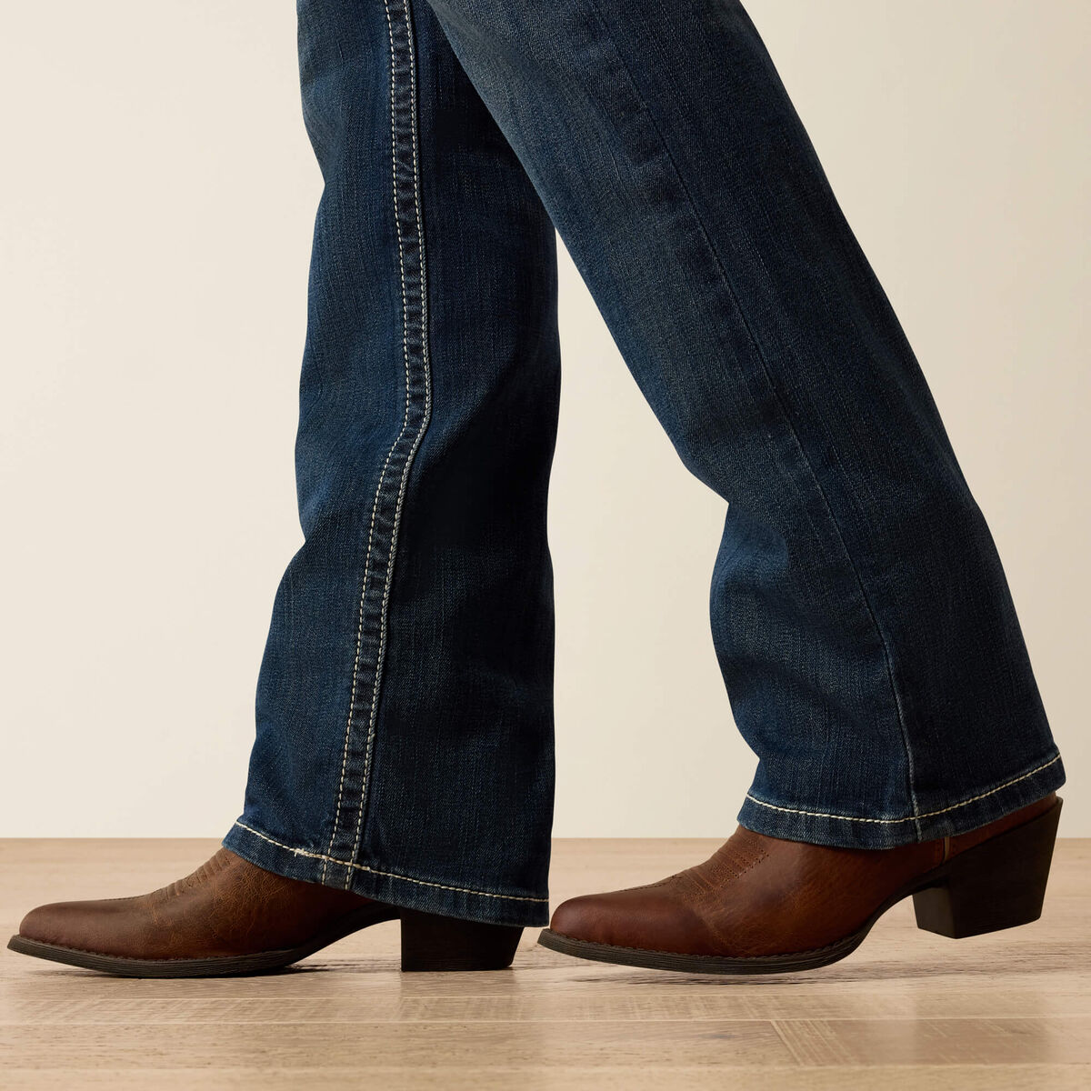 Mid Rise Ivy Straight Leg Jean - Dresden