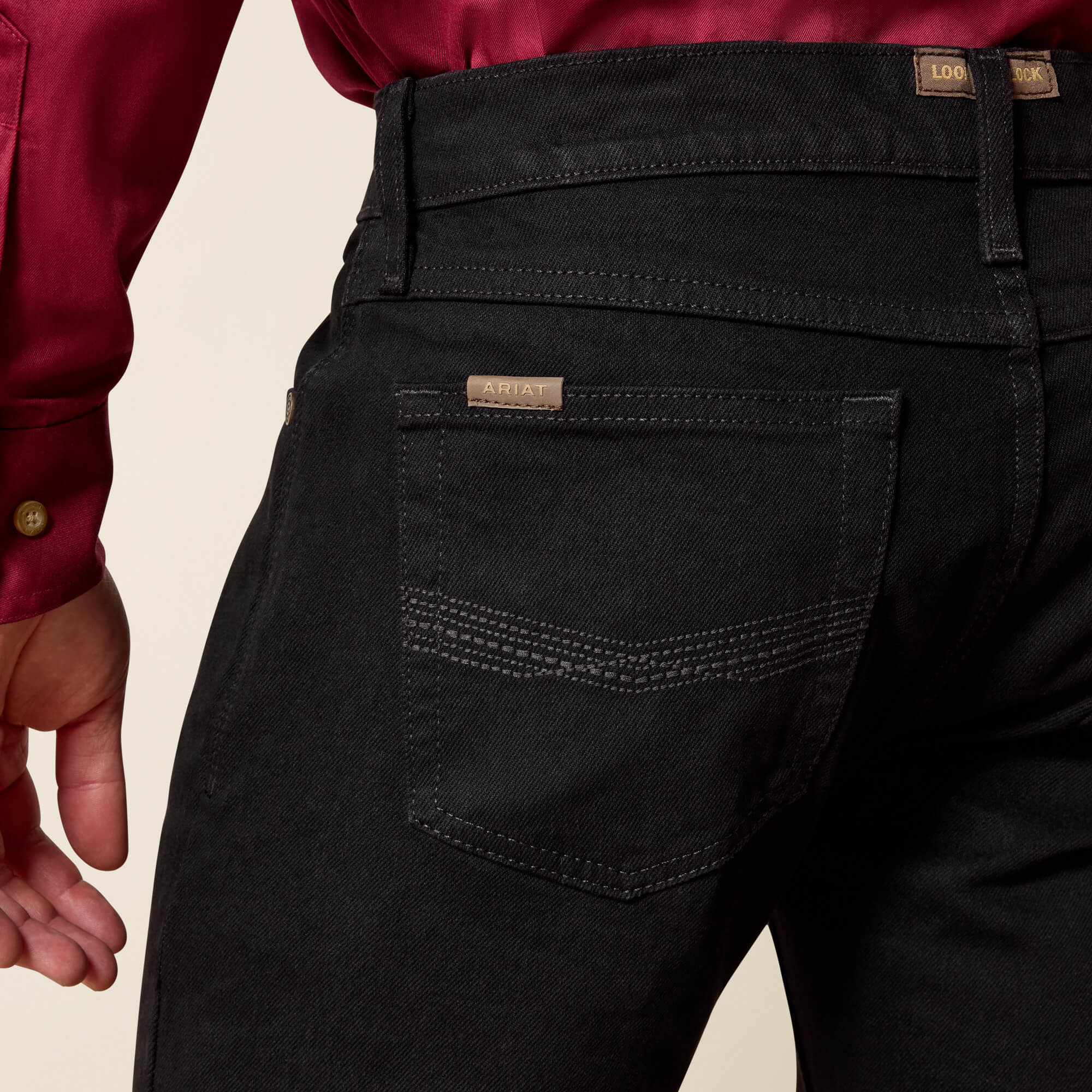 M7 Slim Legacy Straight Jean 02 - BLACK