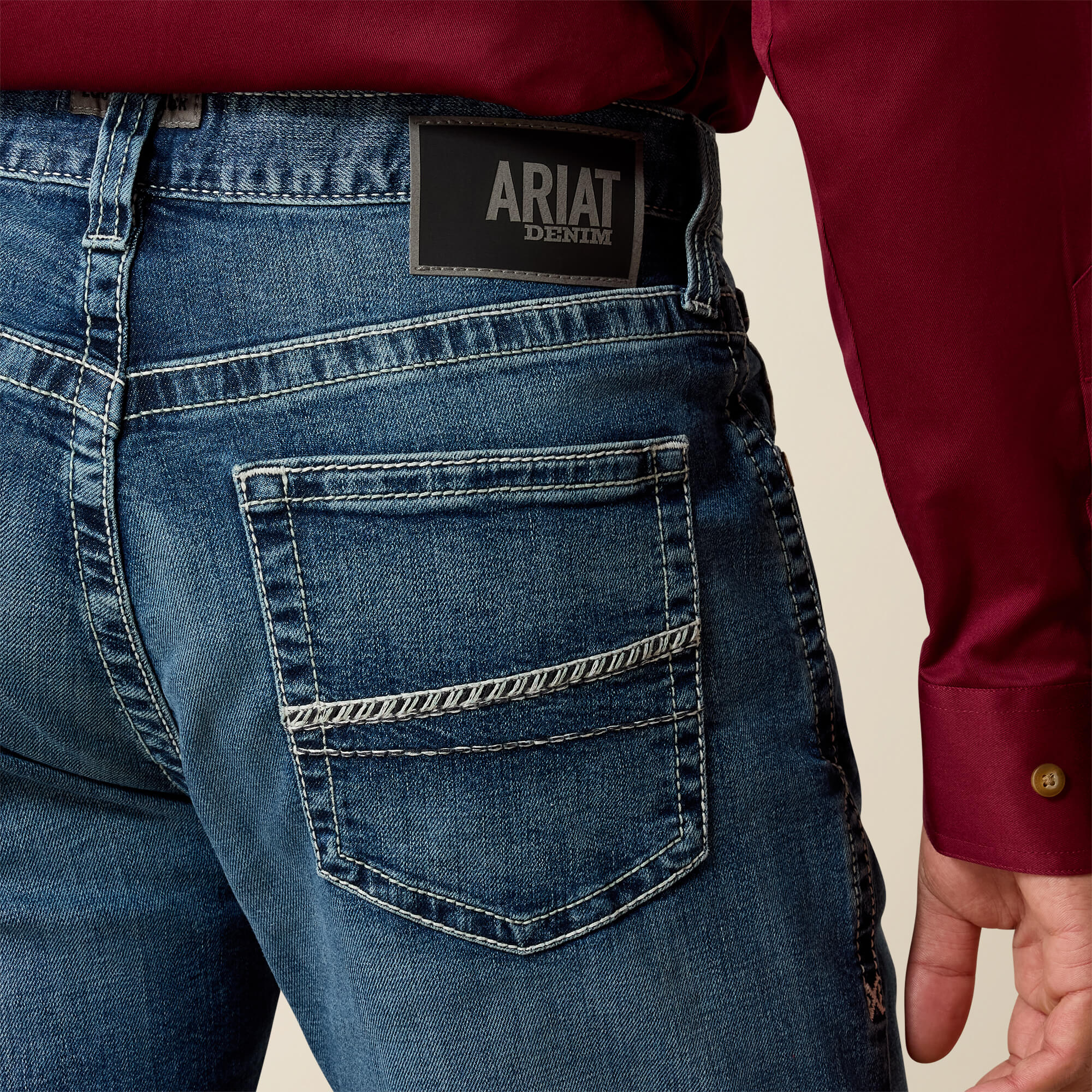 M4 Relaxed Hugo Boot Cut Jean 02 - BANNOCK