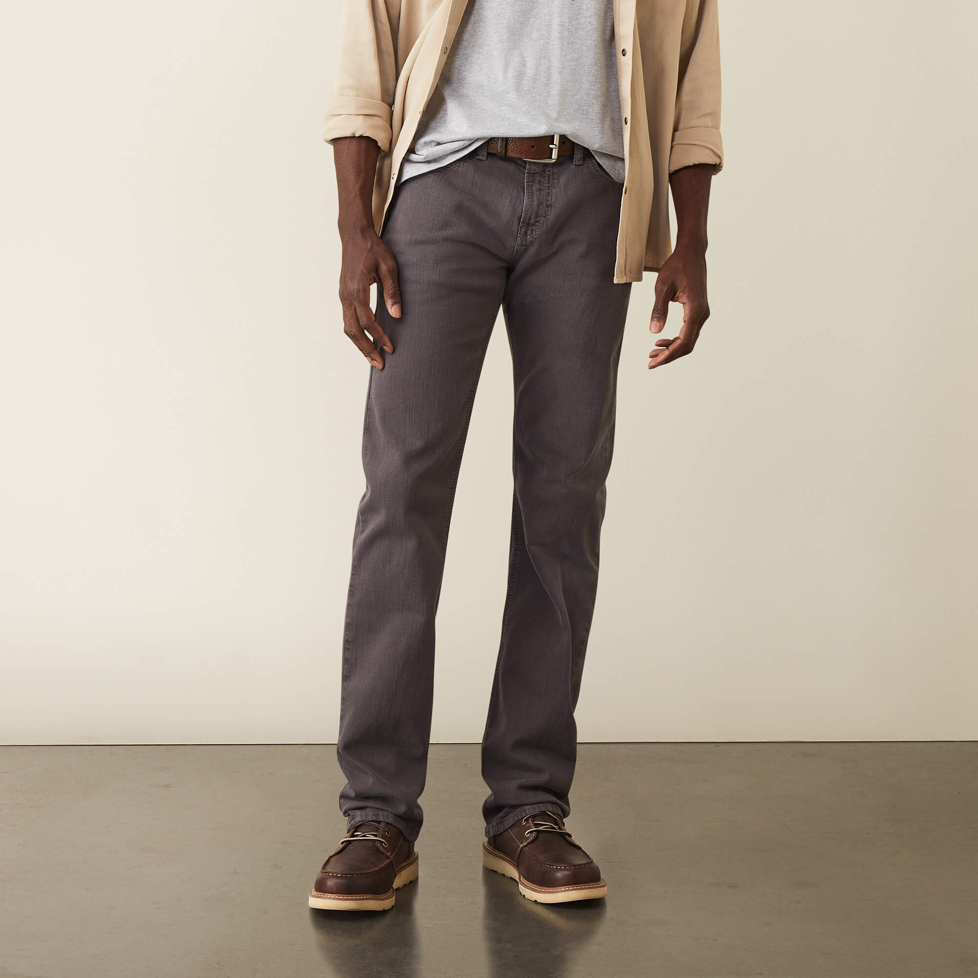 M7 Grizzly Straight Jean Front - CHARCOAL