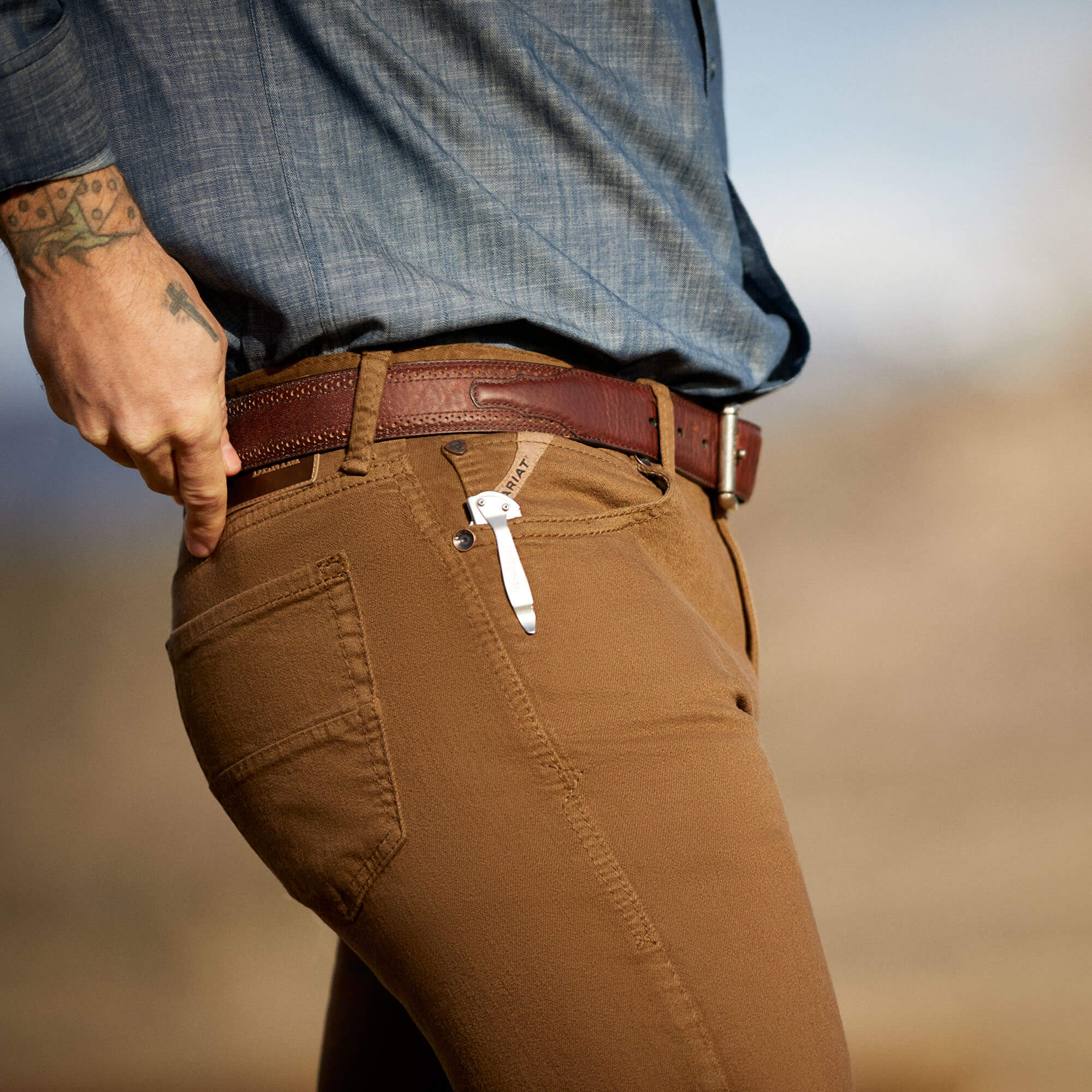 M7 Grizzly Straight Jean Lifestyle - PEAT