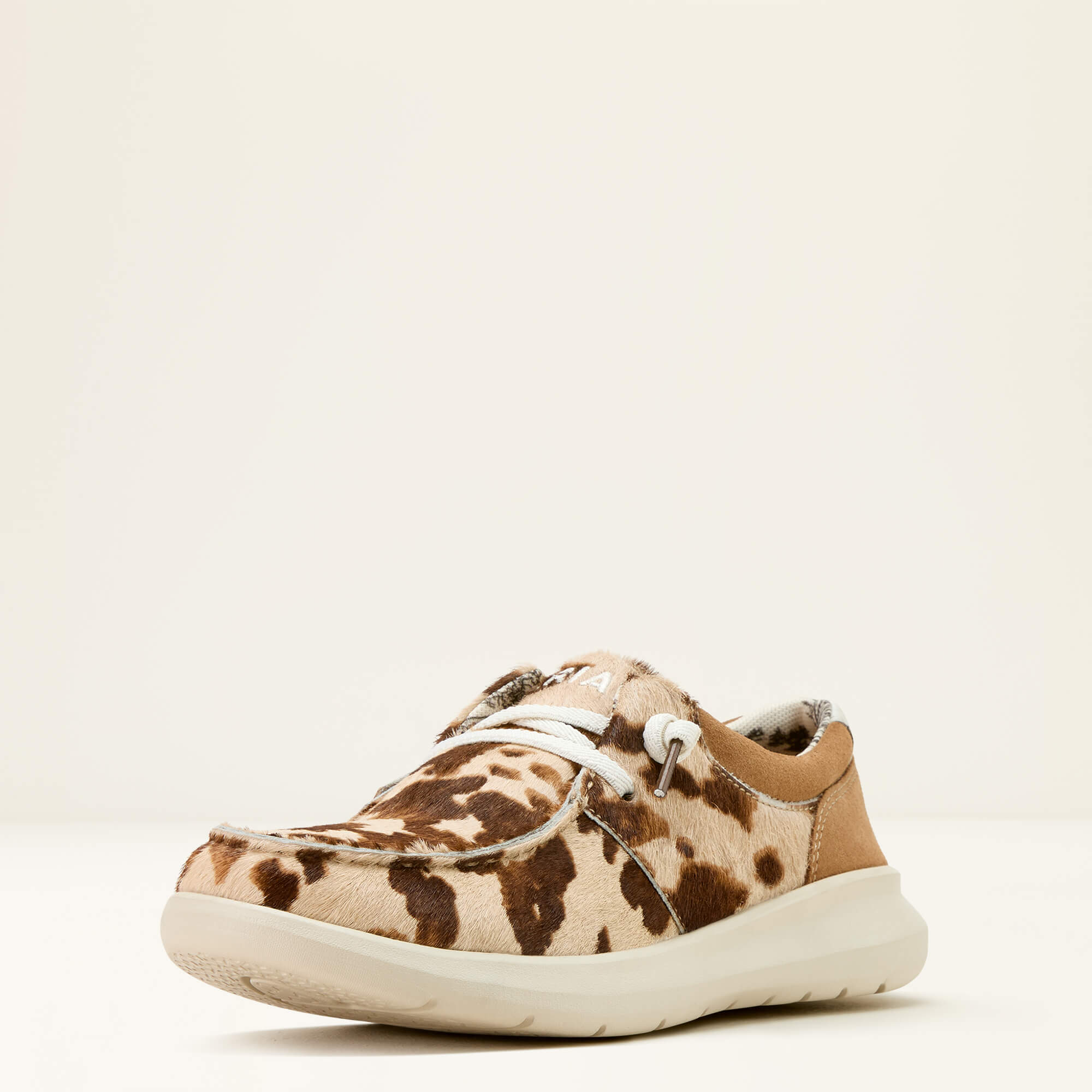 Hilo Shoe 3-4 Front - TAN AND WHITE BRINDLE HAIR ON|DARK TAN S