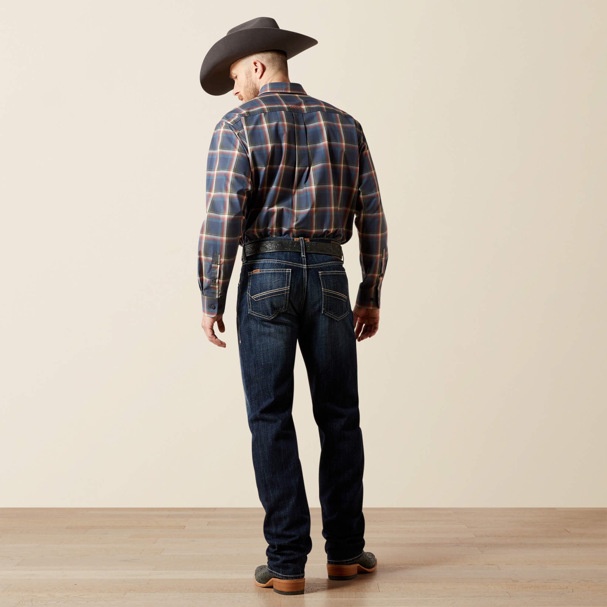 M2 Traditional Relaxed Mayfield Boot Cut Jean Back - DECLAN