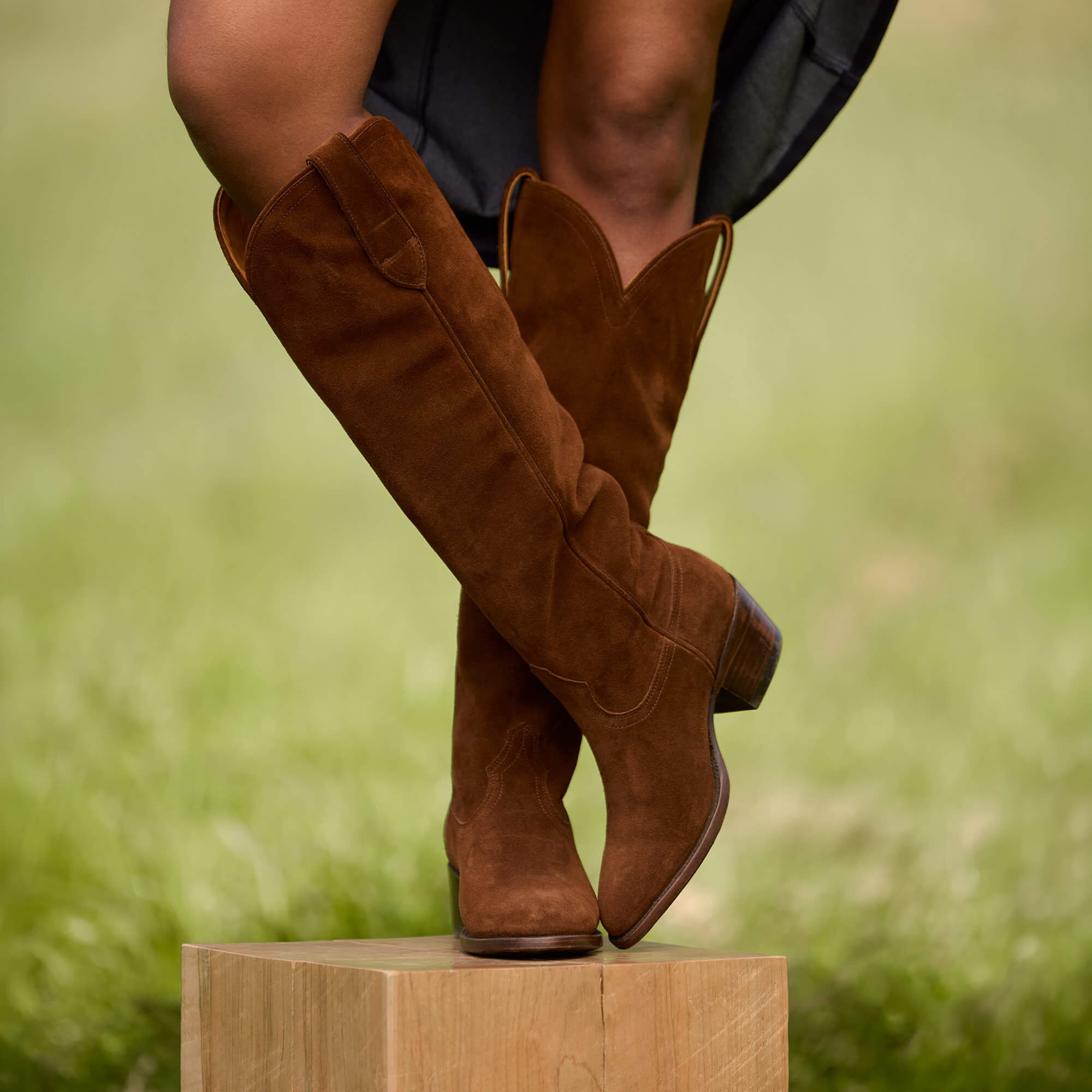 Bench Made Chaney Almond Toe Western Boot Lifestyle - CHESTNUT SUEDE