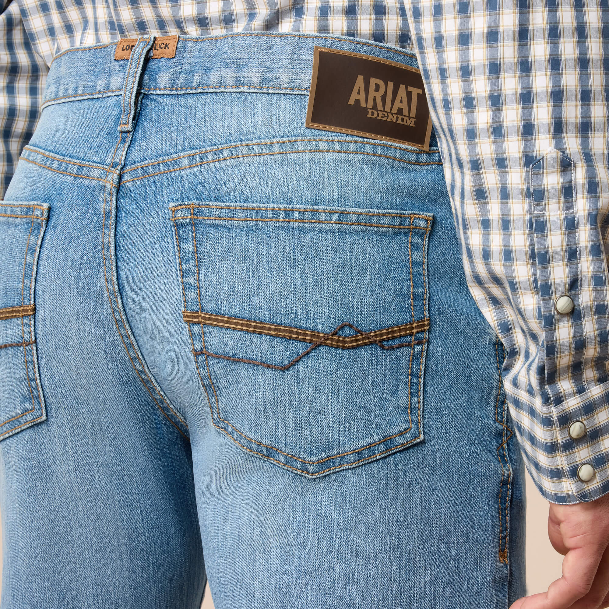 M4 Relaxed Tobias Boot Cut Jeans 02 - DOYLE