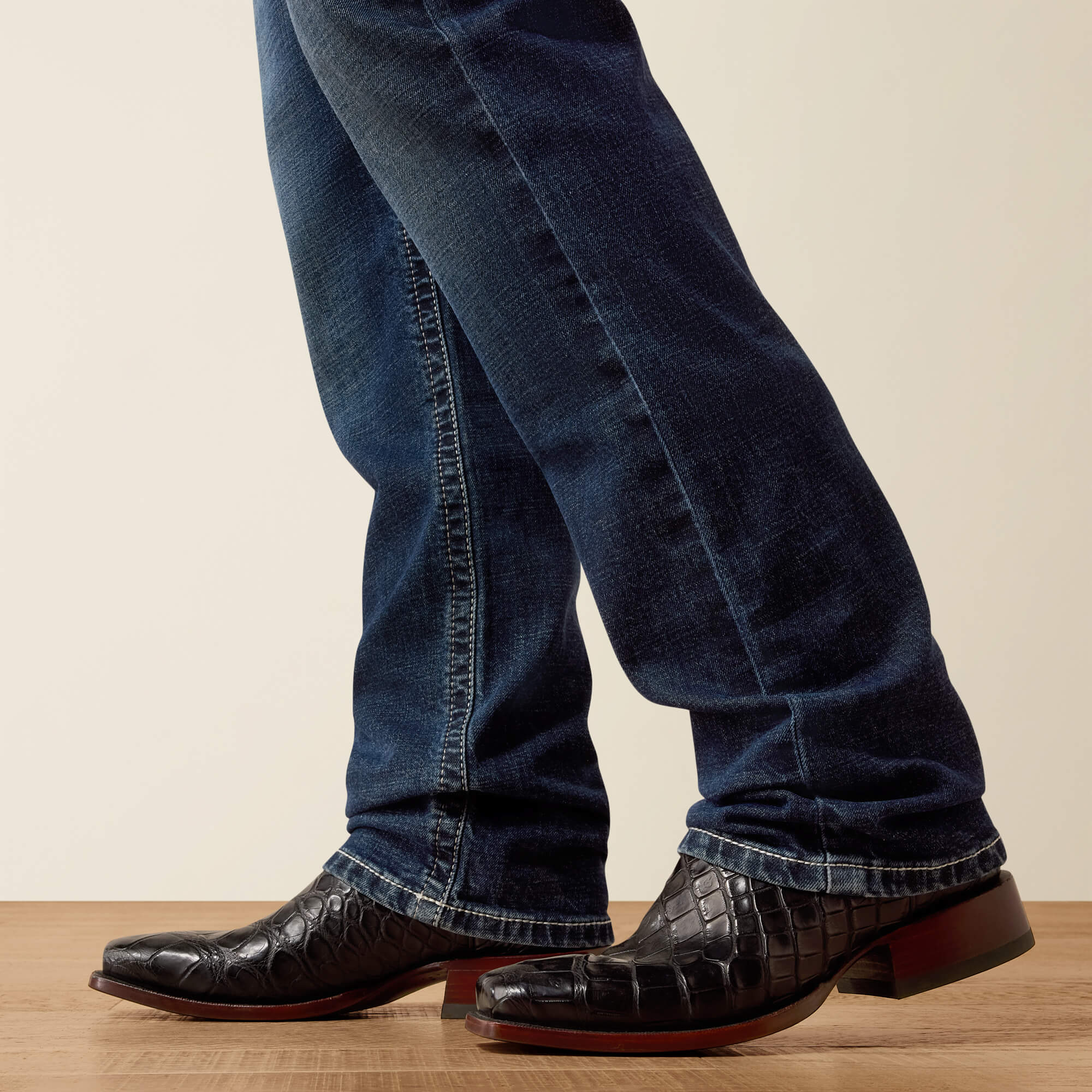 M4 Relaxed Landon Straight Leg Jeans 03 - HARLAN