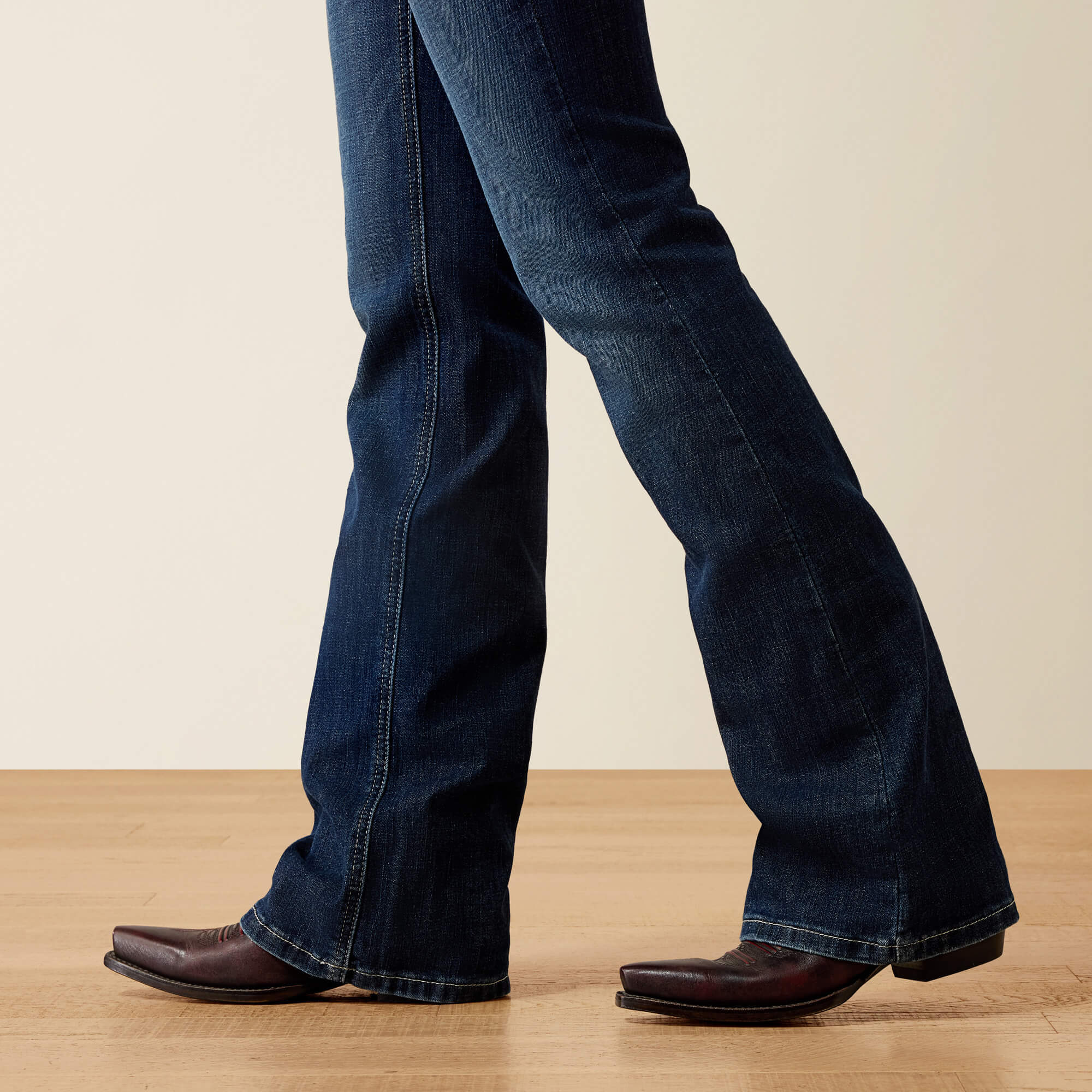 High Rise Mazie Boot Cut Jeans 03 - PLUMAS