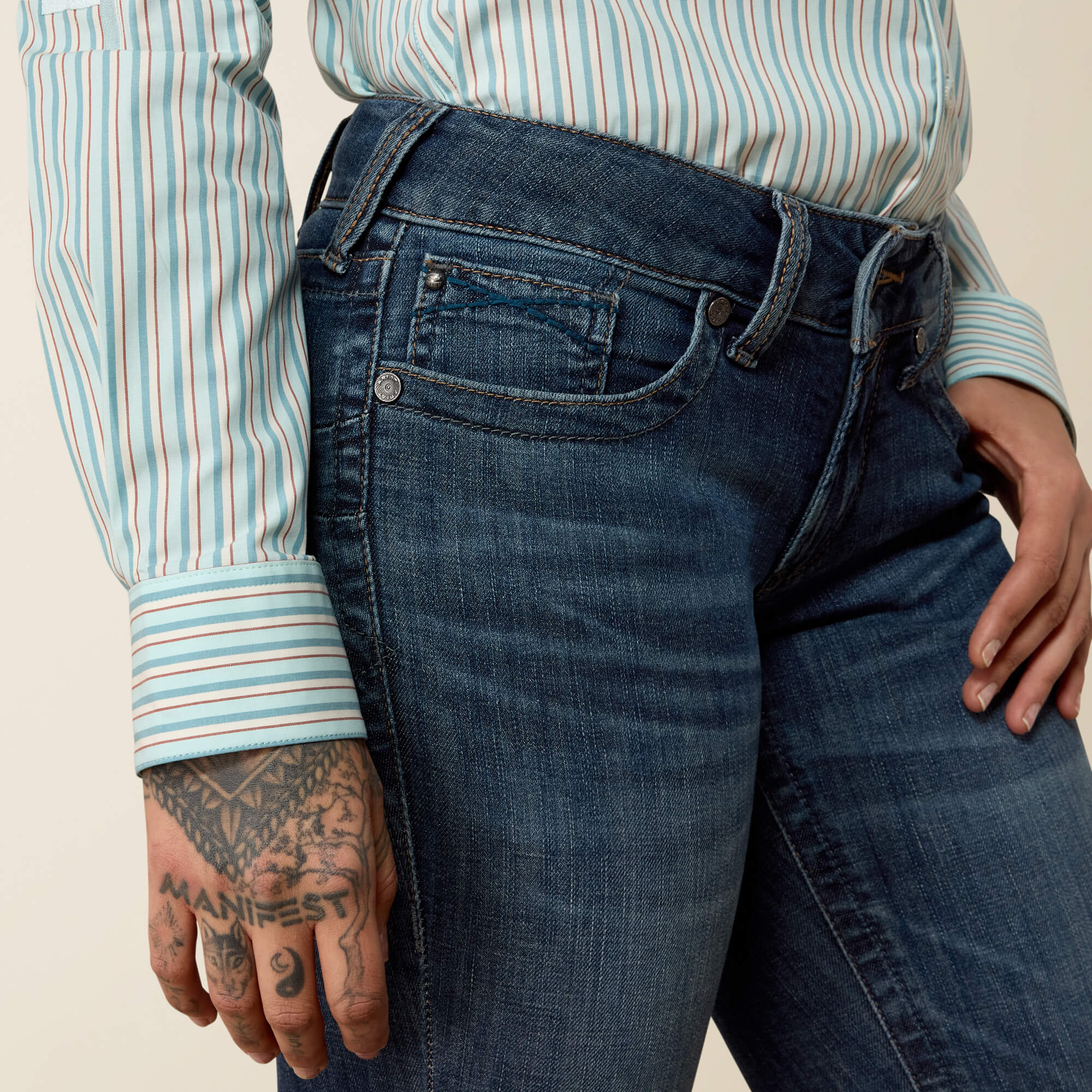 Mid Rise Luisa Boot Cut Jeans 02 - PASADENA
