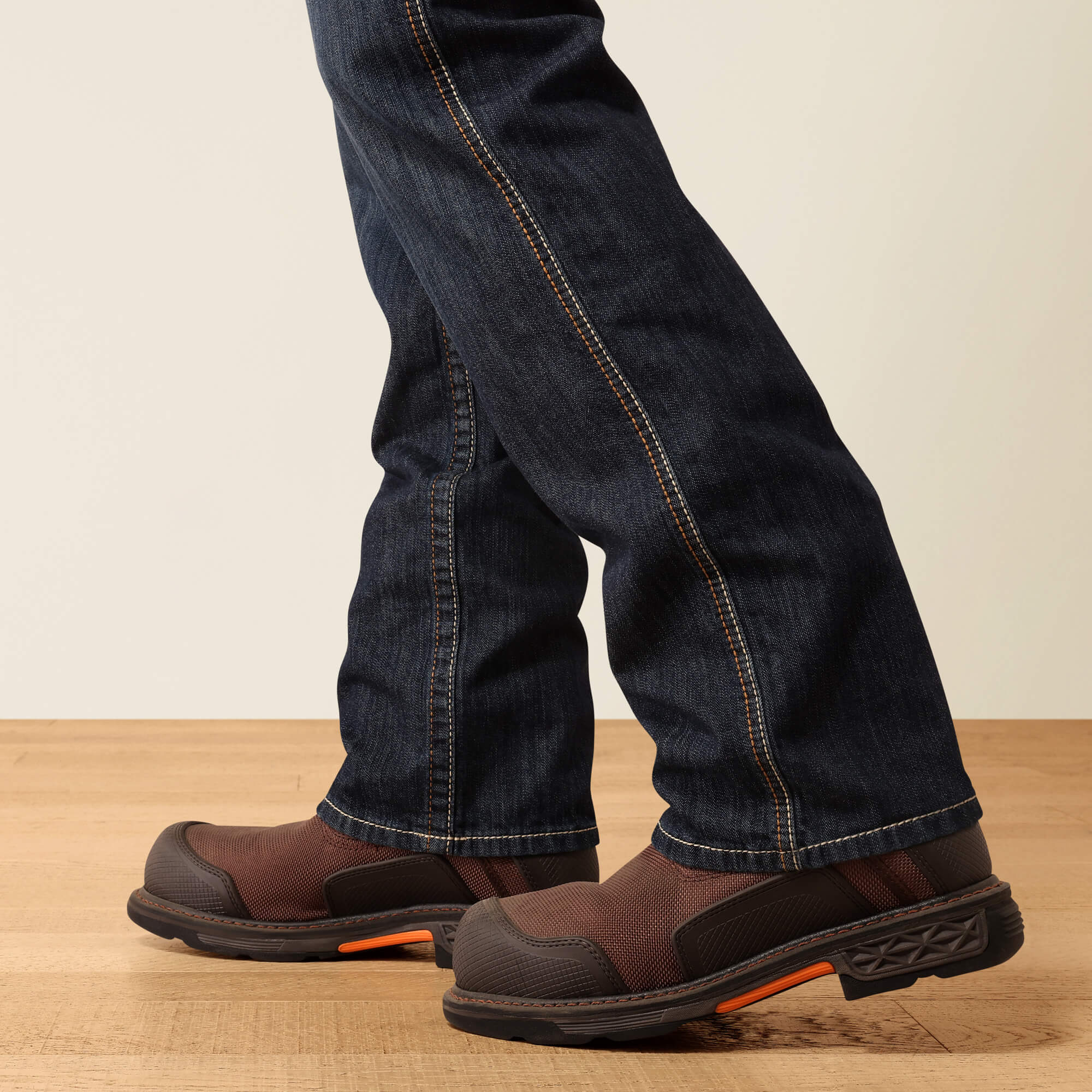 FR M5 Straight DuraLight Workhorse Stretch Straight Leg Jeans 02 - LASSEN
