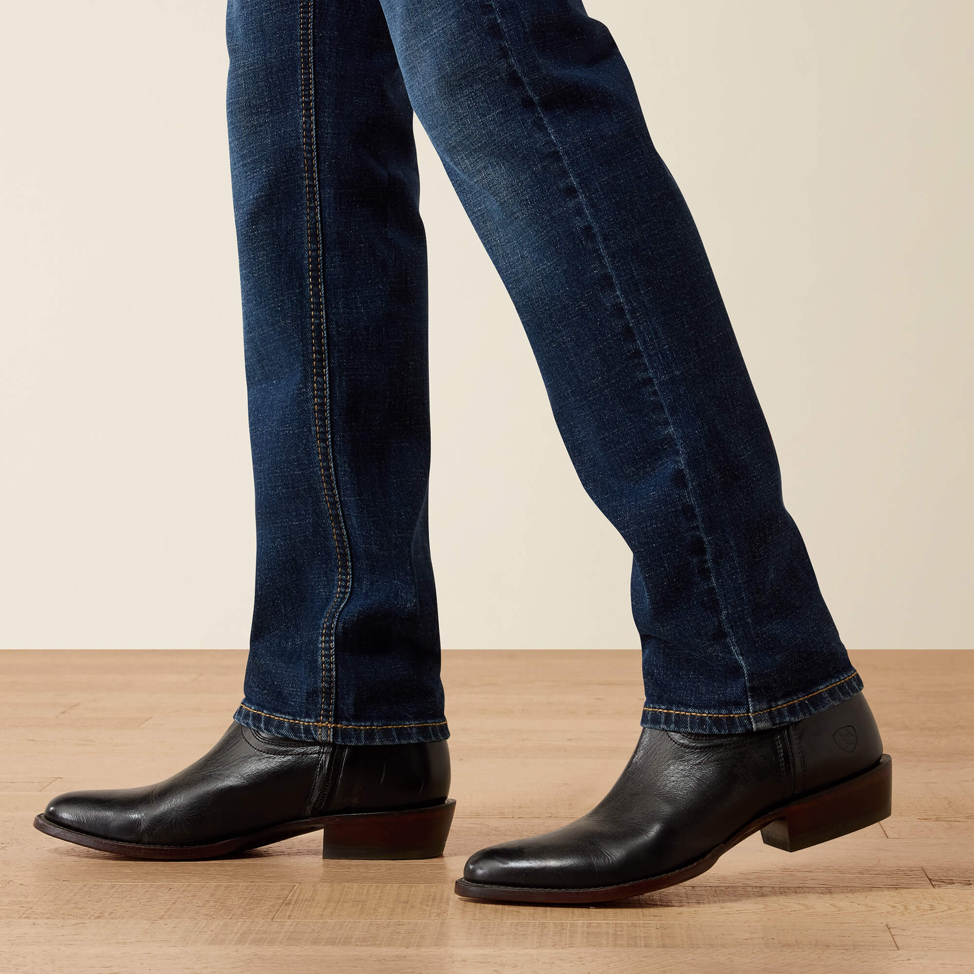 M8 Slim Hansen Taper Jeans 01 - KYLE