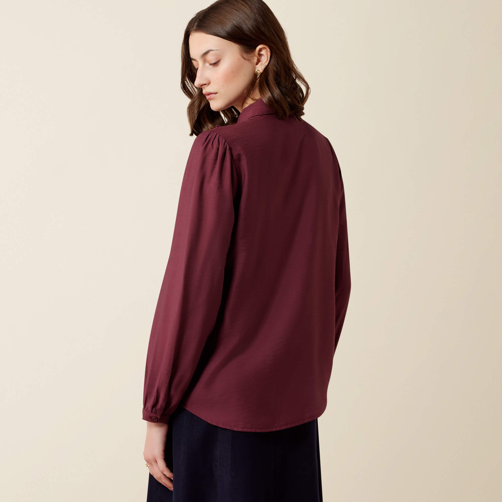 Hannington Blouse Back - WINDSOR WINE