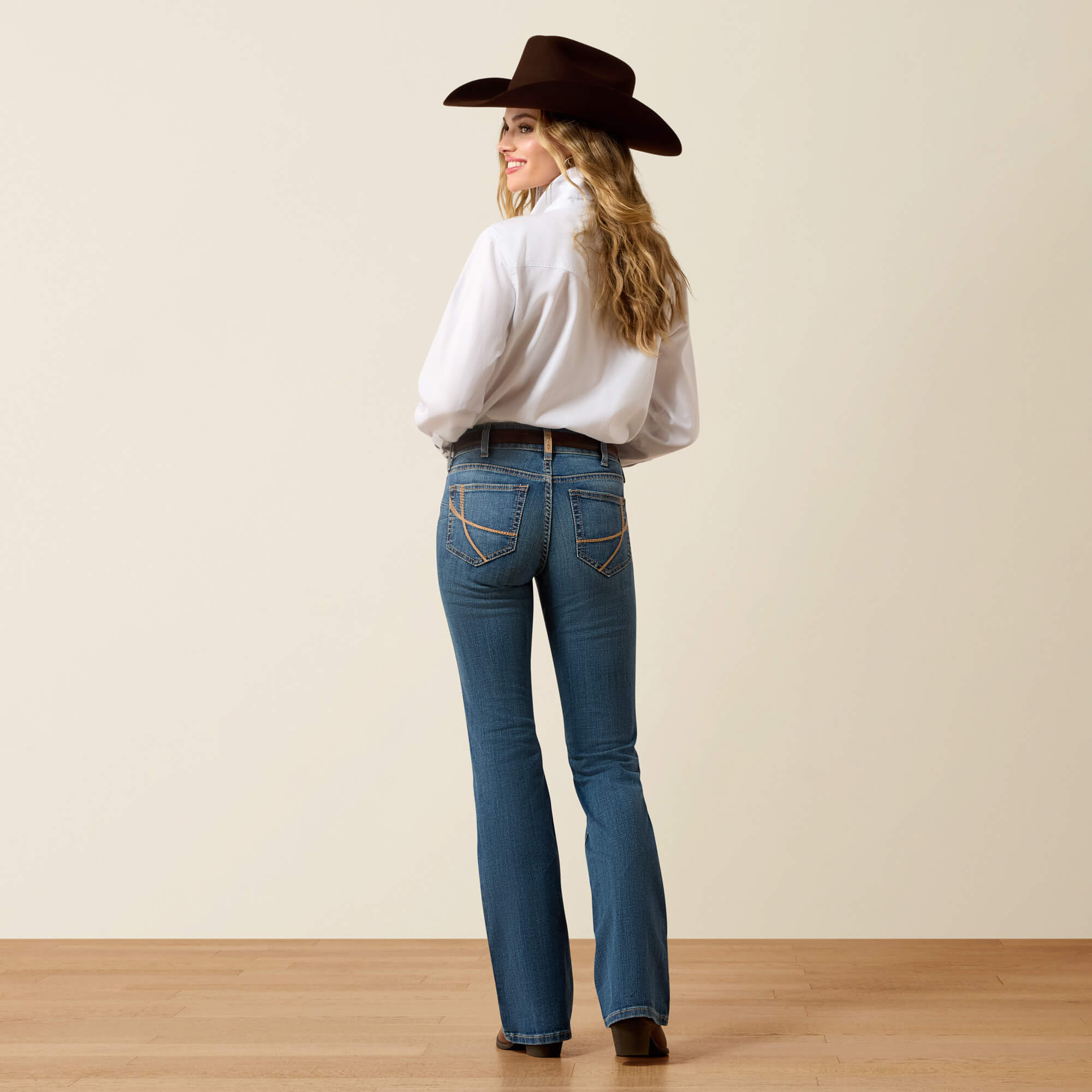 Perfect Rise Maggie Boot Cut Jeans 02 - REDONDA