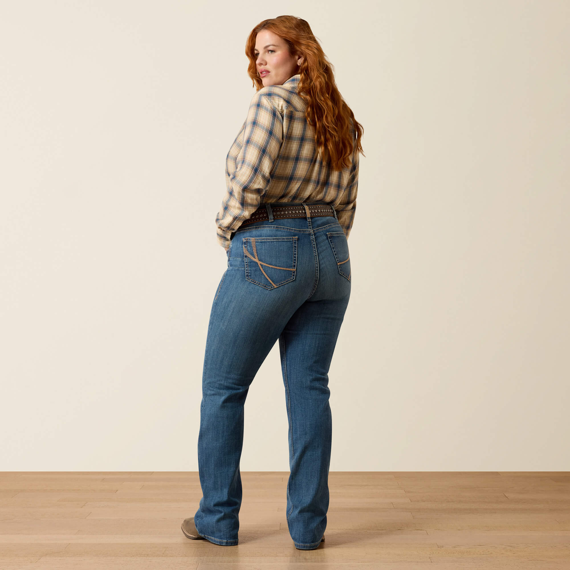 Perfect Rise Maggie Boot Cut Jeans Back Plus - REDONDA