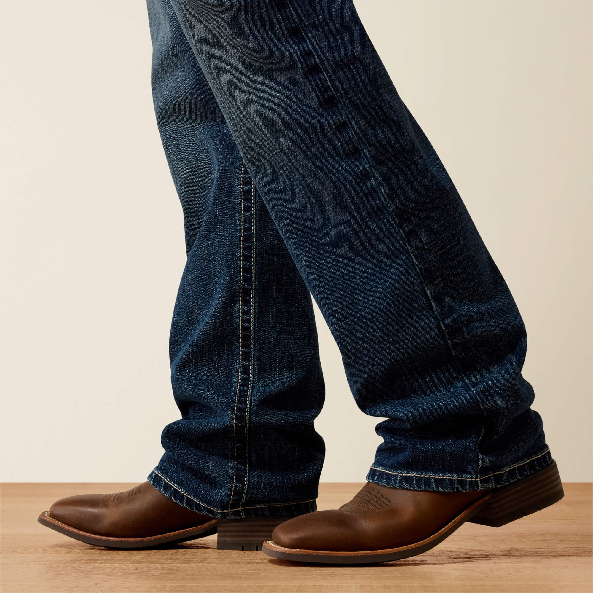 M4 Relaxed Crawford Boot Cut Jeans 03 - SILVERTON