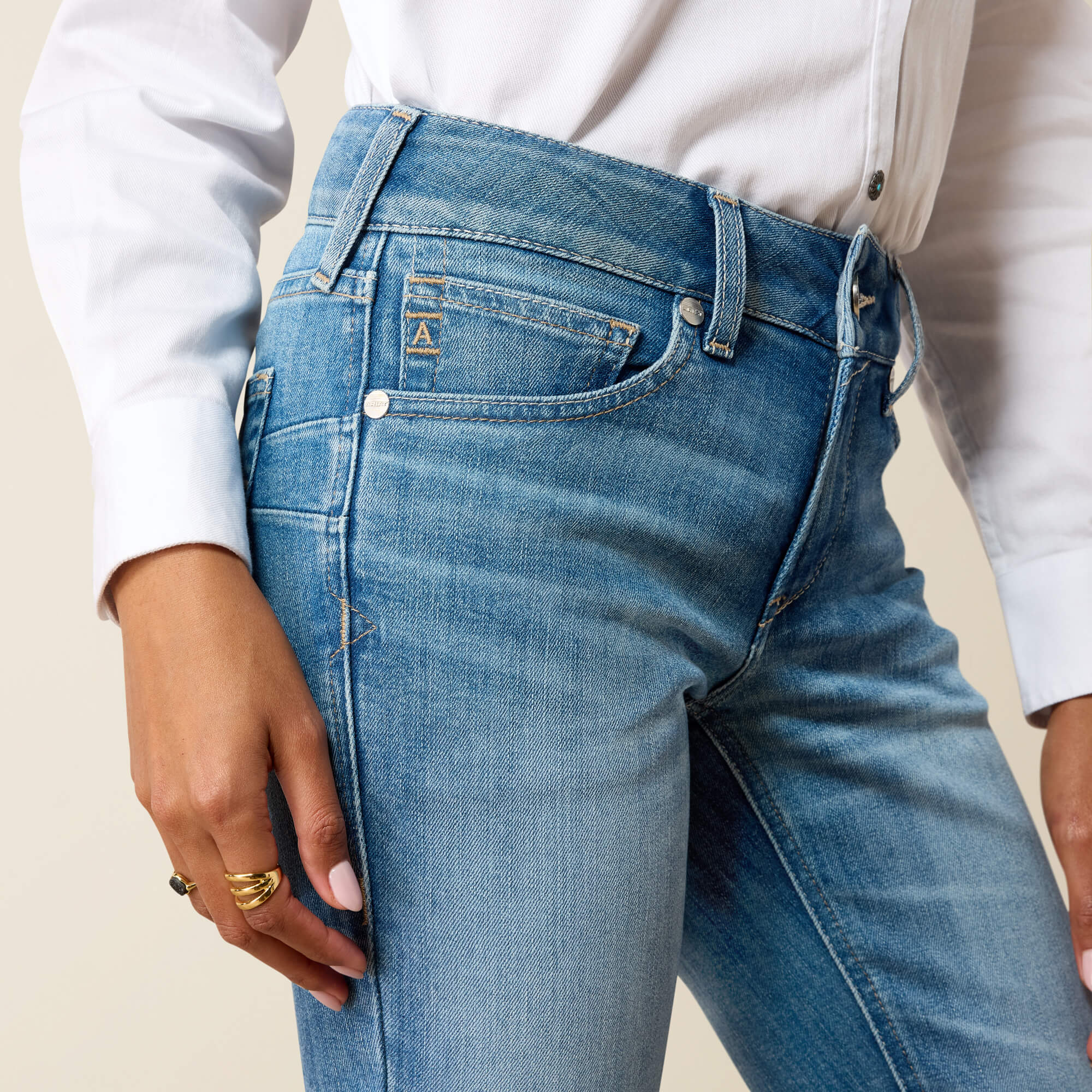 Perfect Rise Reya Straight Leg Jeans 01 - CHALLIS