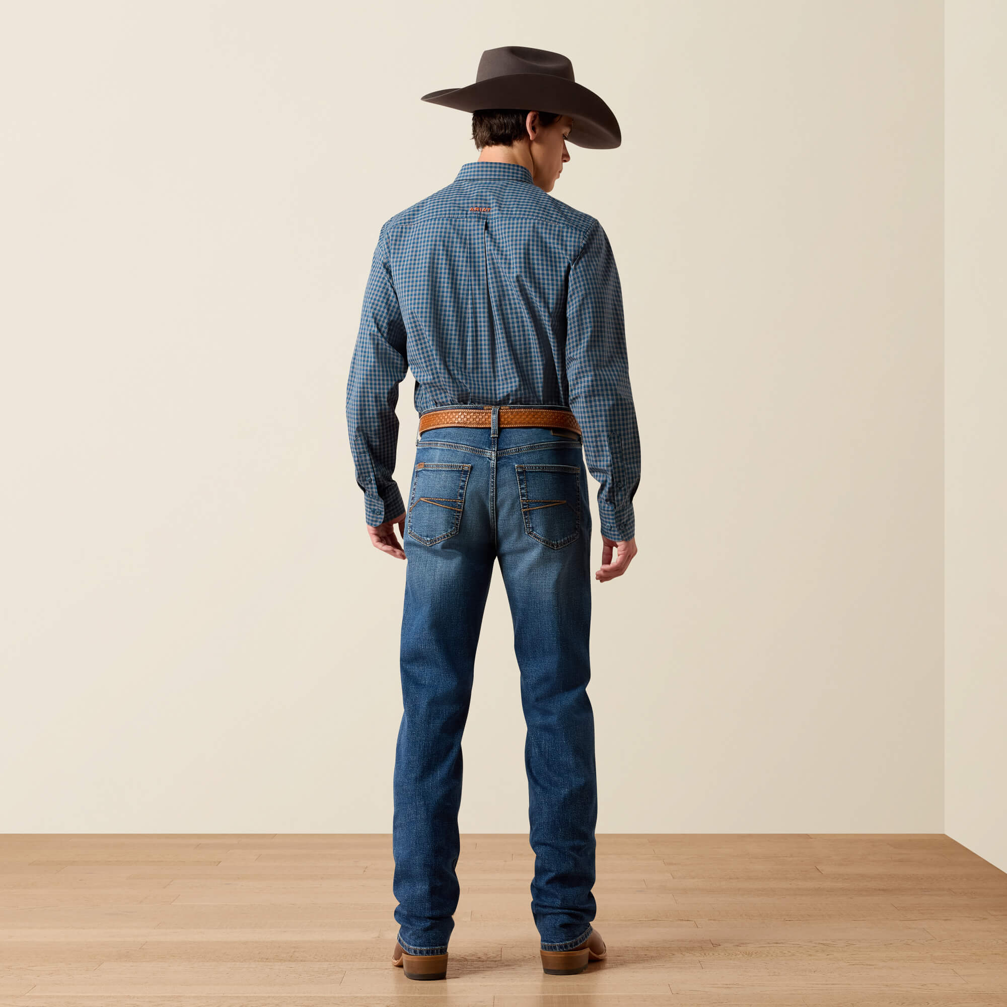 M7 Slim Garth Classic Rise Straight Leg Jeans 01 - ALEX