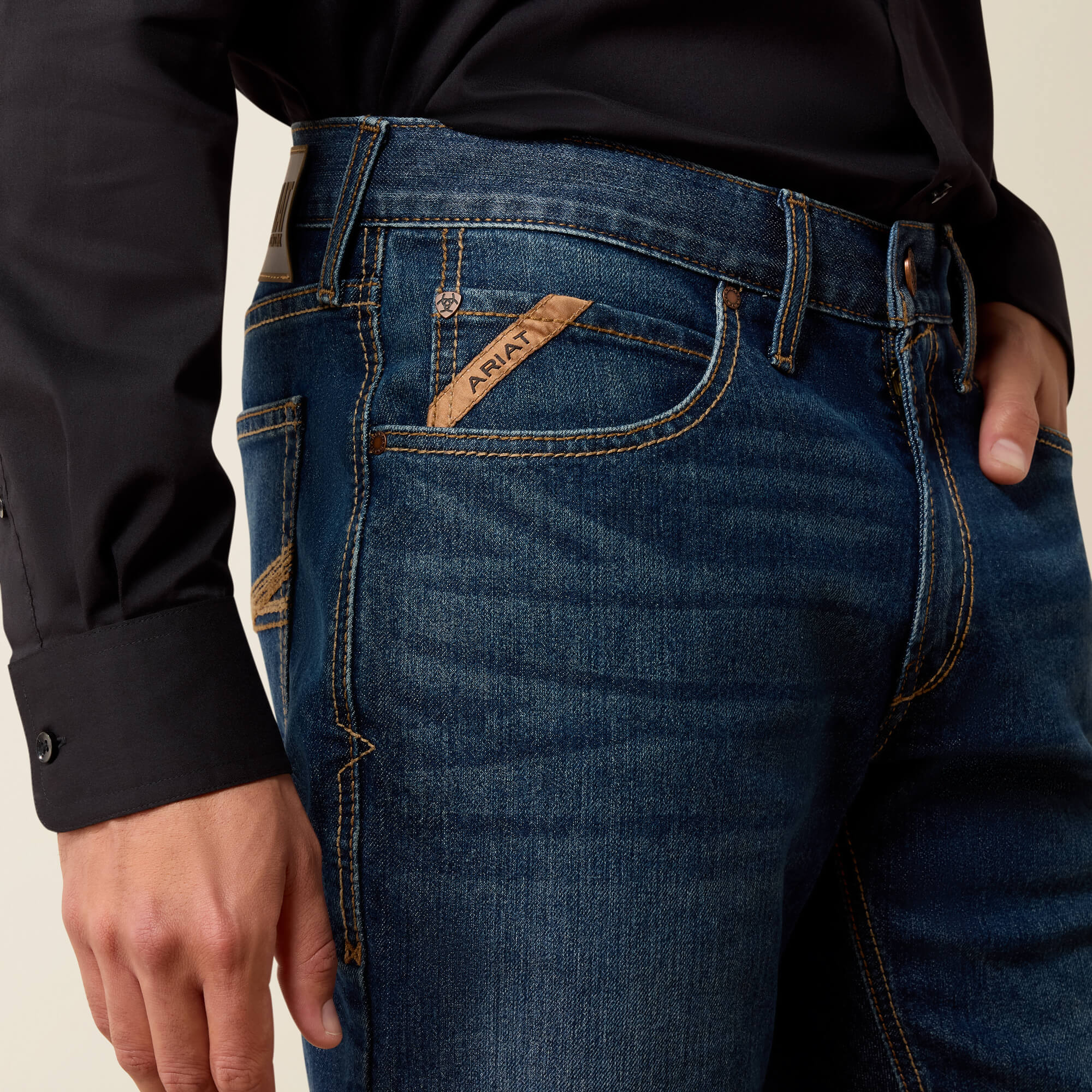 M4 Relaxed Lincoln Boot Cut Jeans 01 - COLMAN