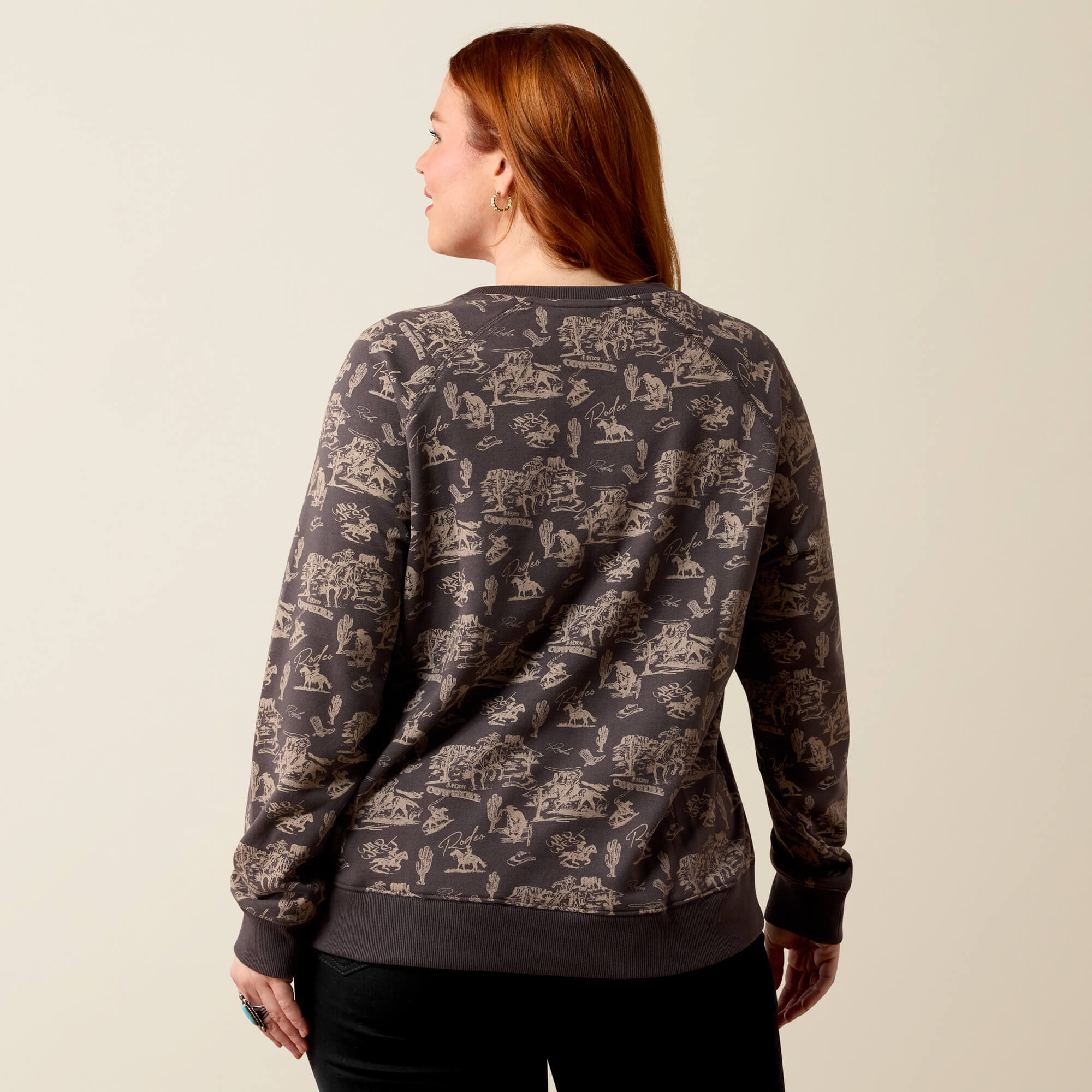 Essential Crew Sweatshirt Back Plus - RETRO RODEO CARBON COPY
