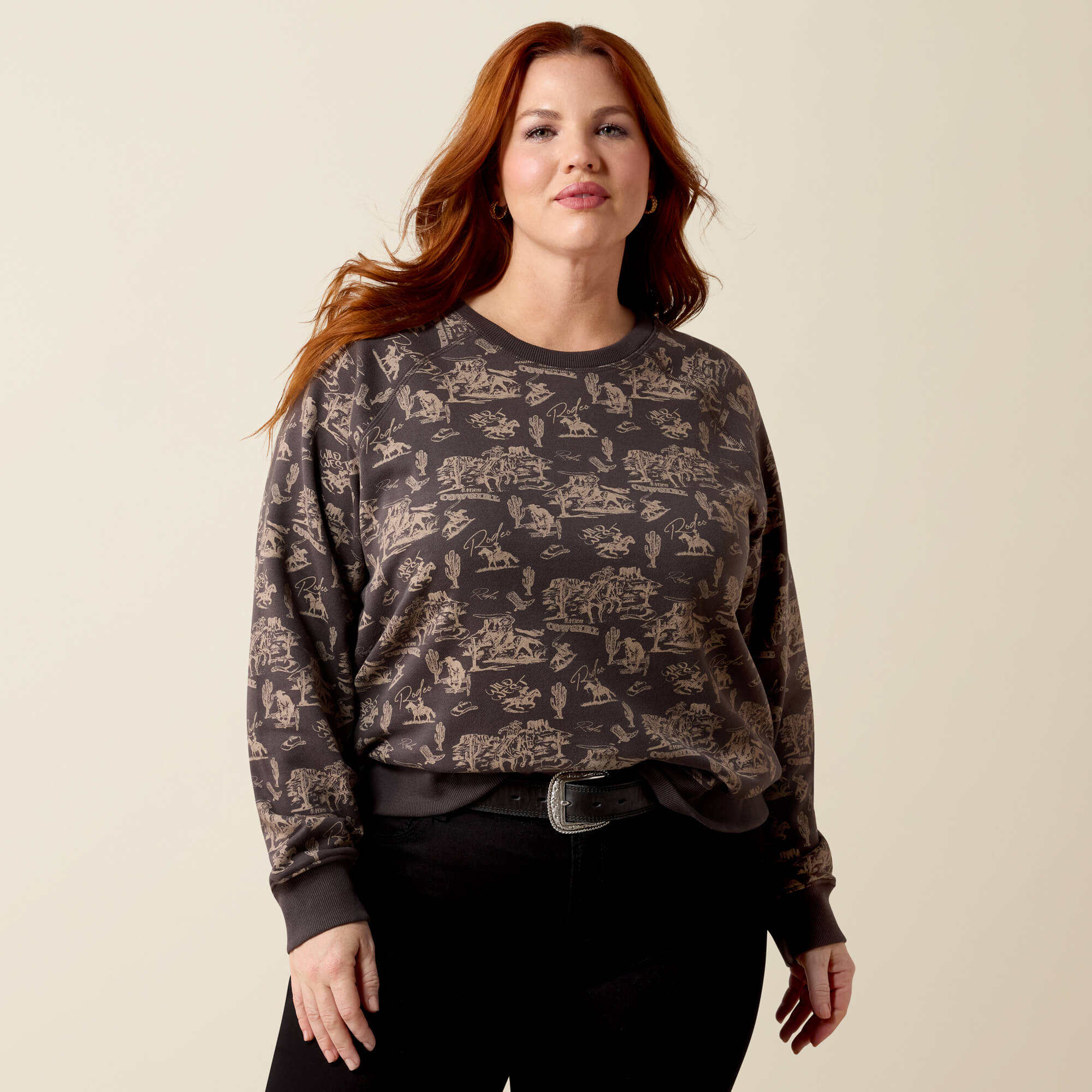 Essential Crew Sweatshirt Front Plus - RETRO RODEO CARBON COPY