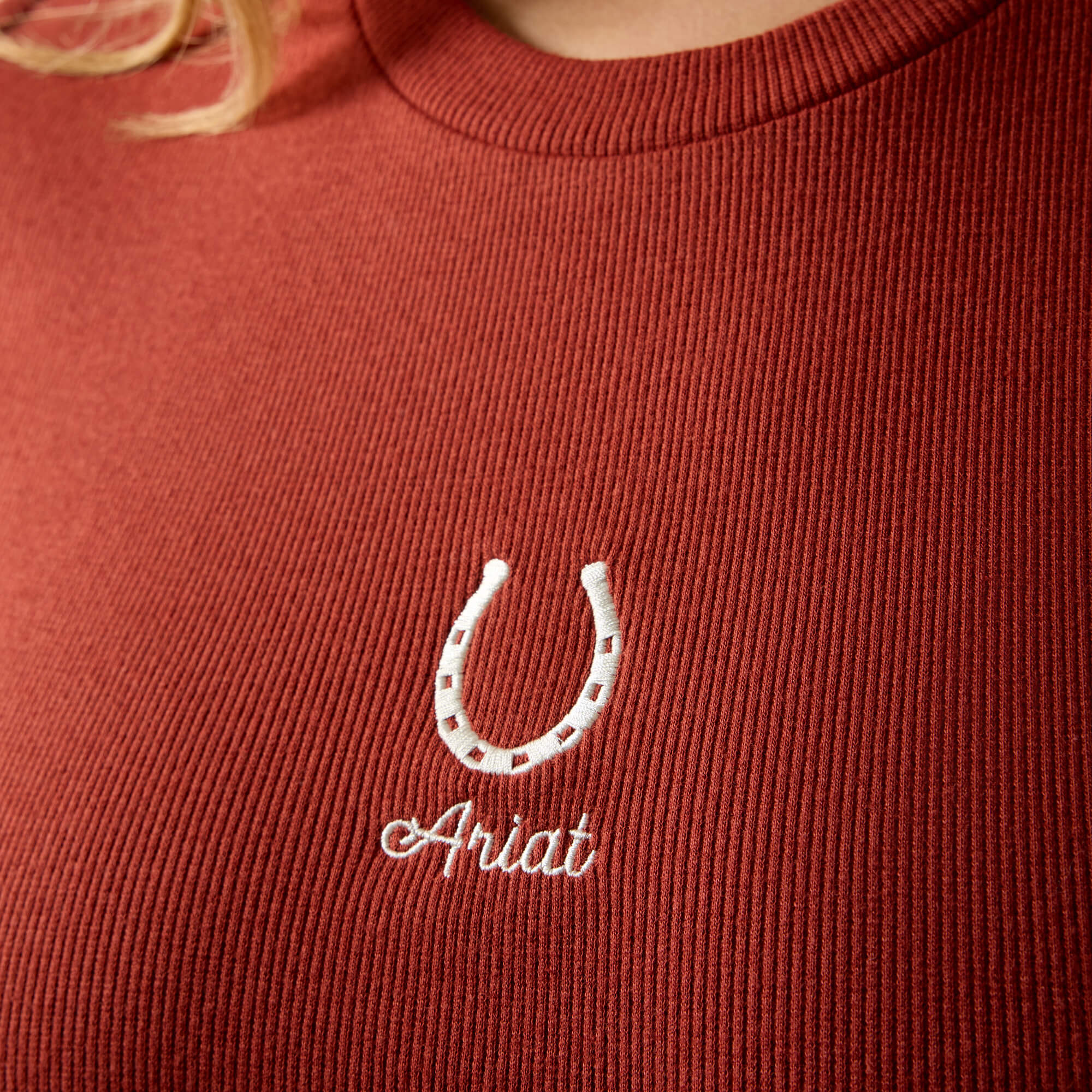 Stable T-Shirt 02 - BURNT HENNA