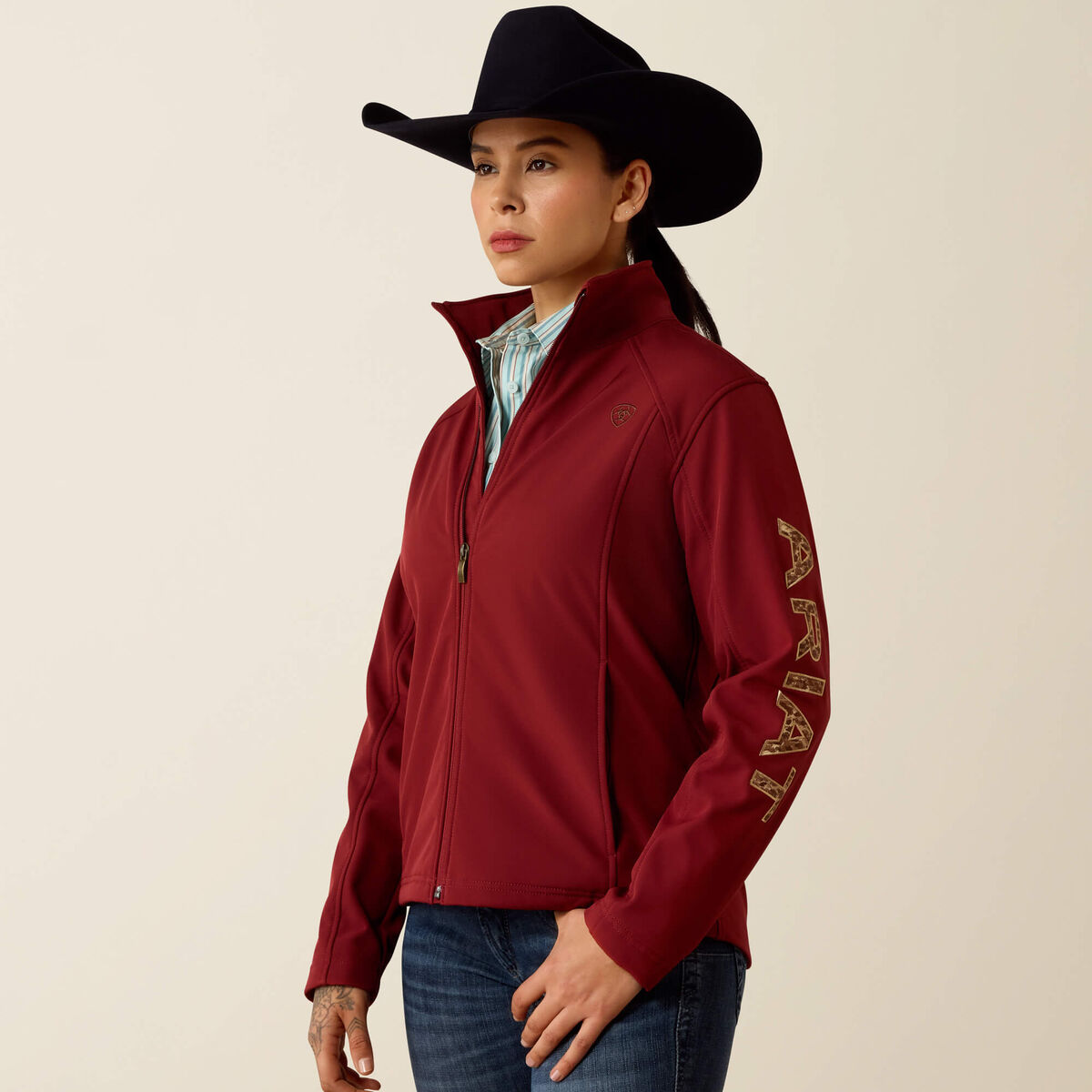 Ariat Logo Softshell Jacket - Syrah