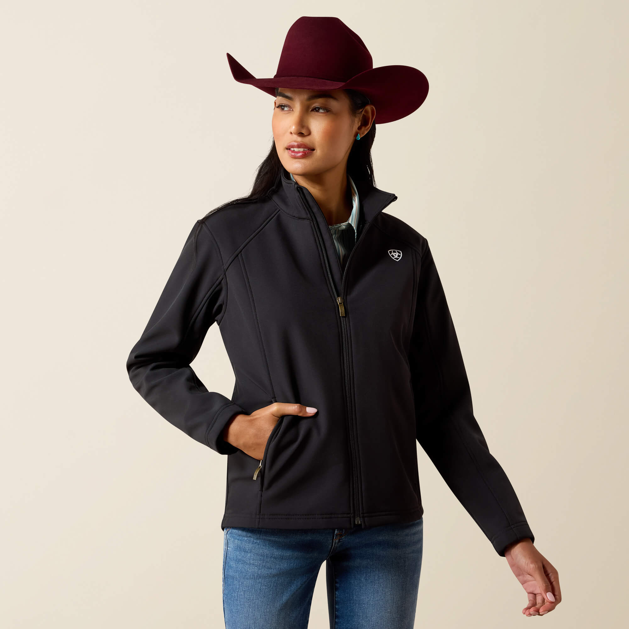 Ariat Logo Softshell Jacket 02 - BLACK|WHITE