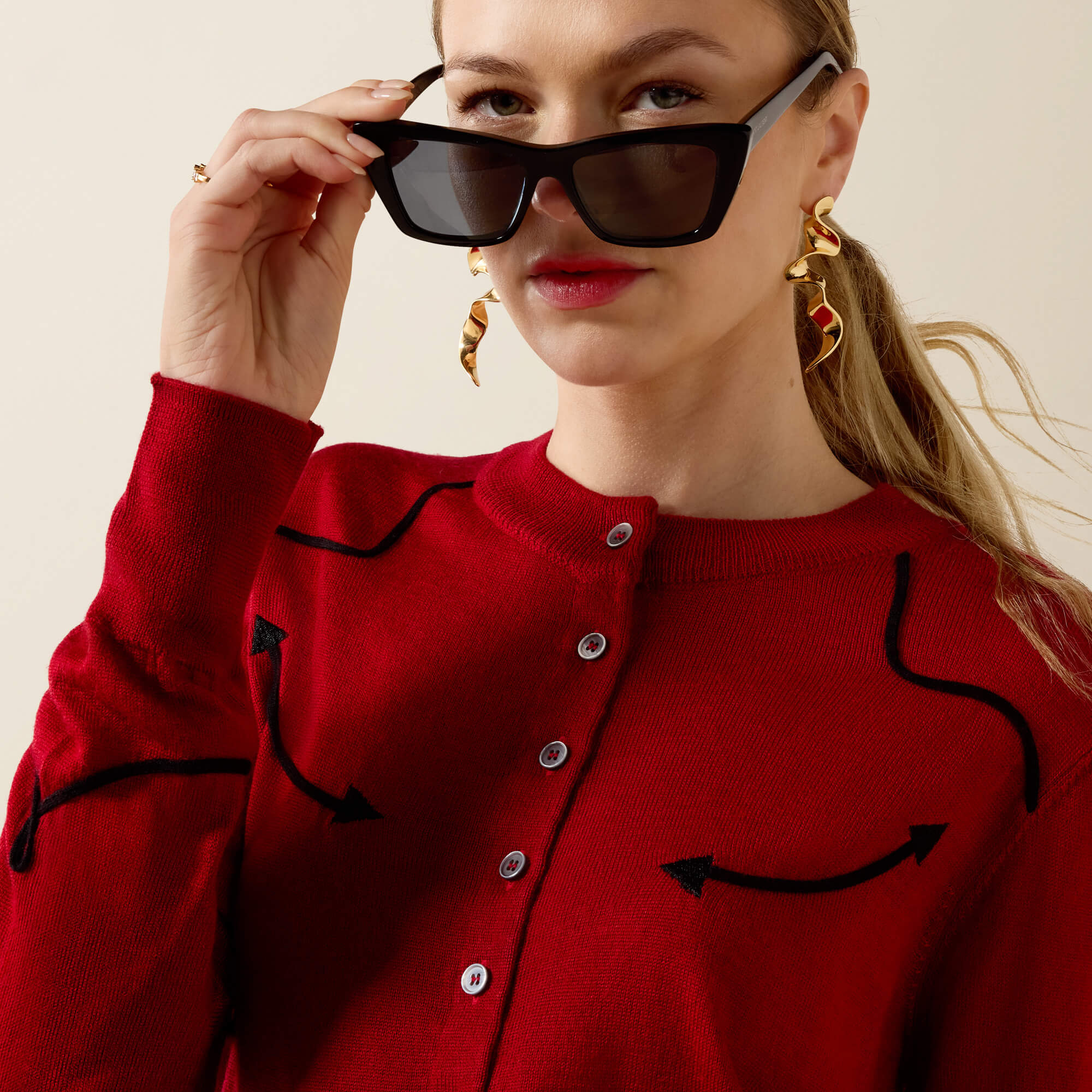 Dolly Cardigan 02 - SAVVY RED