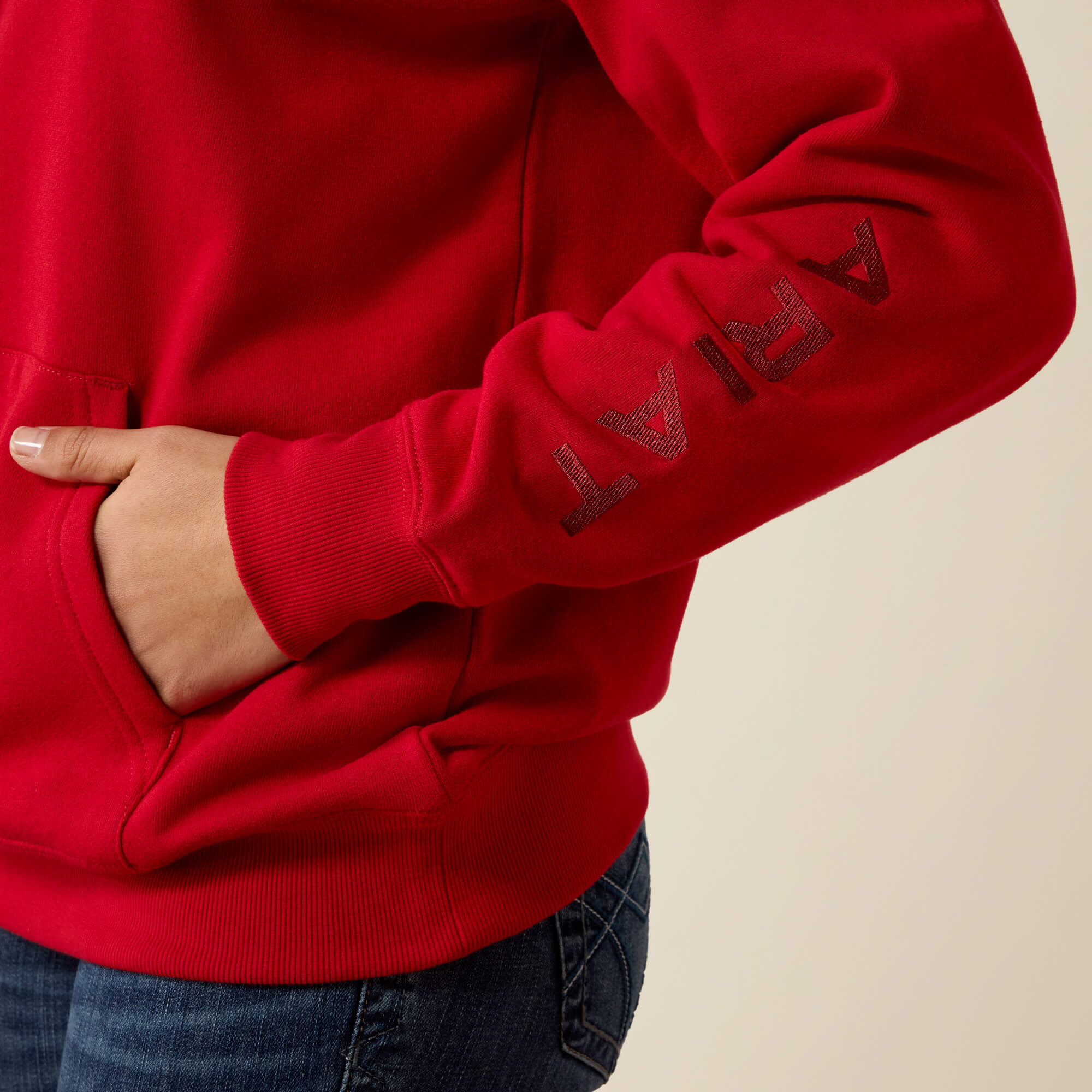 Ariat Logo 2.0 Hoodie 02 - SAVVY RED