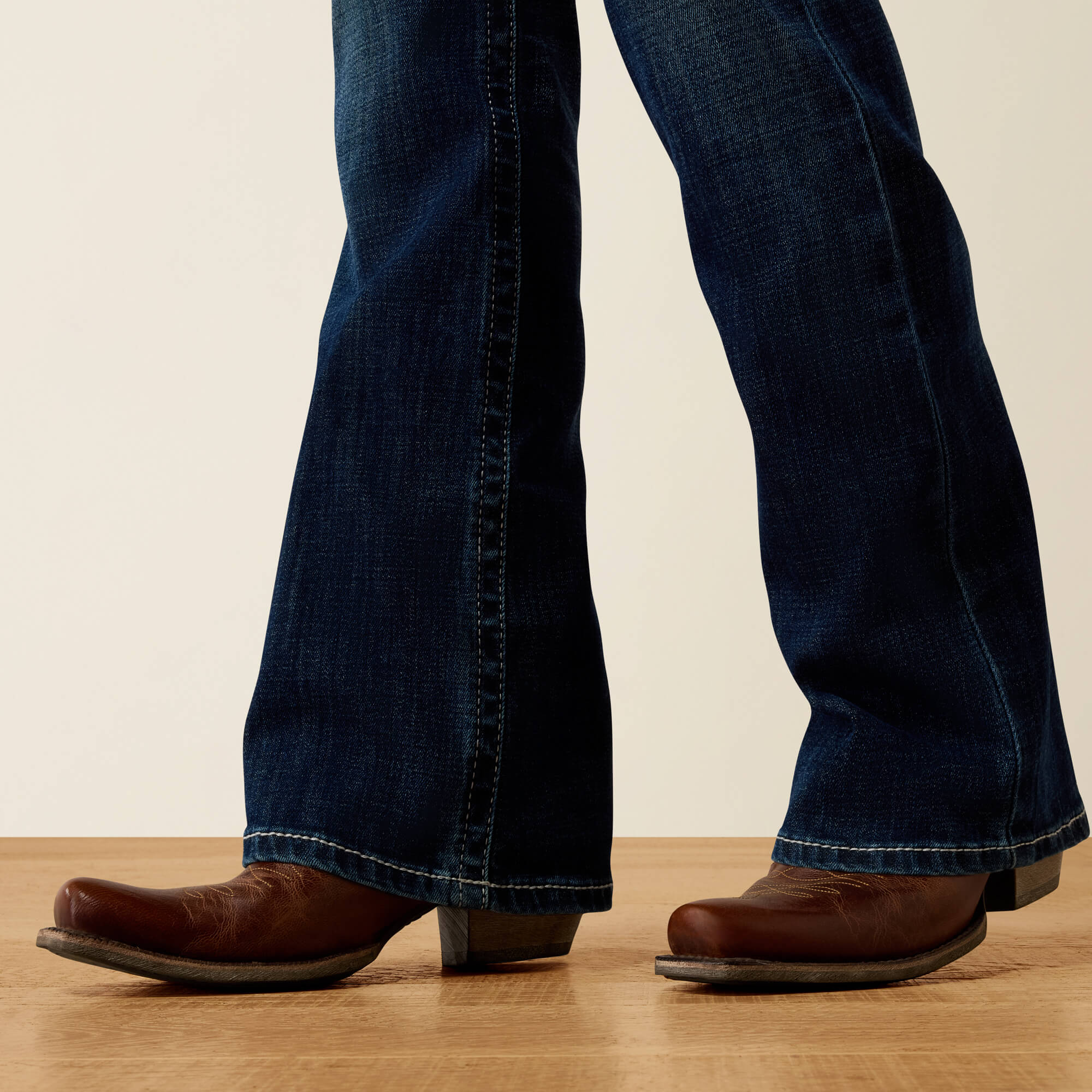 Mid Rise Olenna Boot Cut Jeans 03 - ISTANBUL