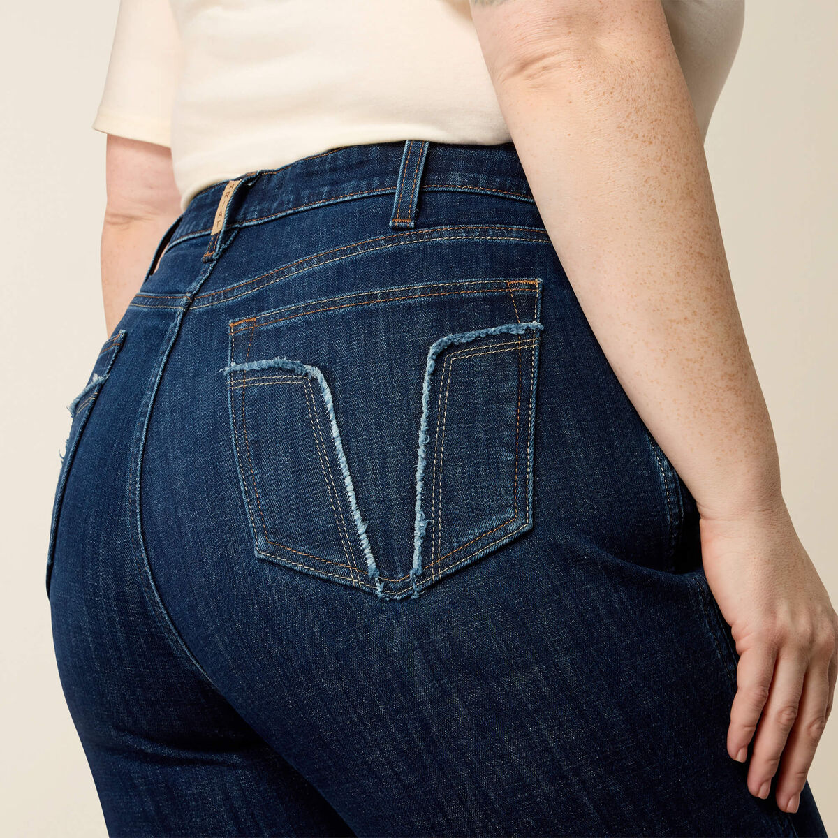 High Rise Avani Slim Trouser Jeans - Salinas