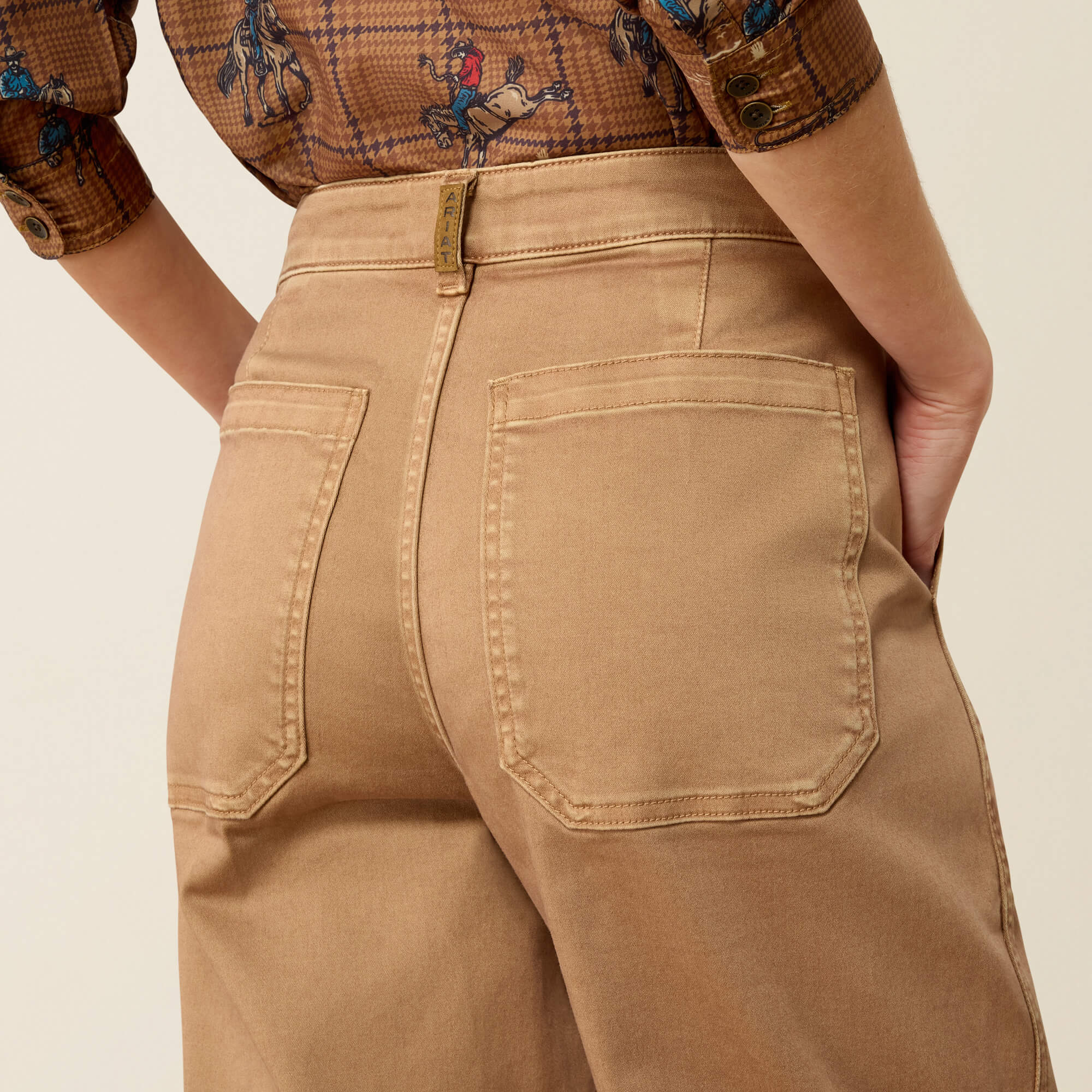 High Rise Jazmine Barrel Jeans Back - TIGER'S EYE