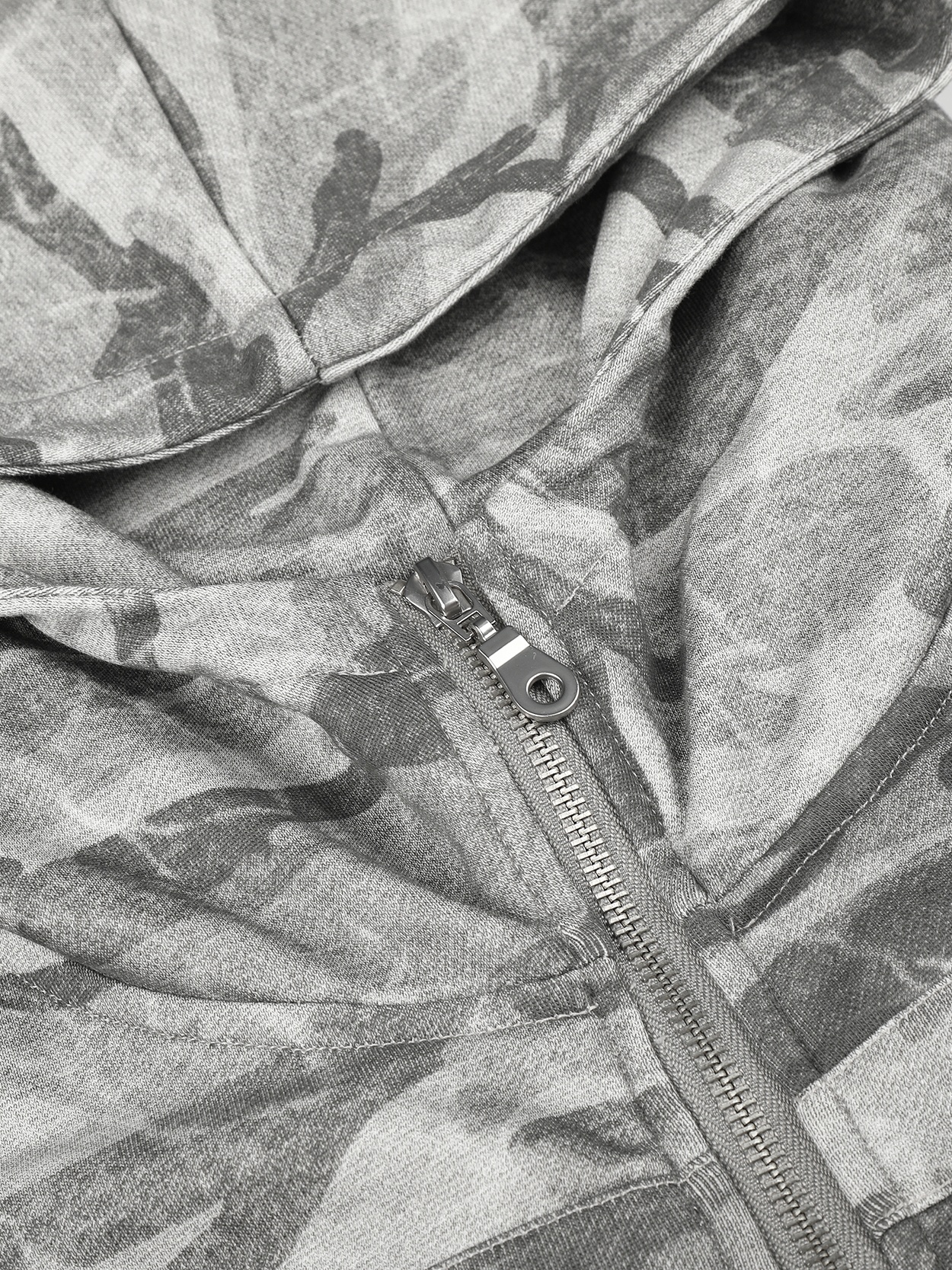 OYL-Lab Military Camo Epaulet Cropped Zip Hoodie
