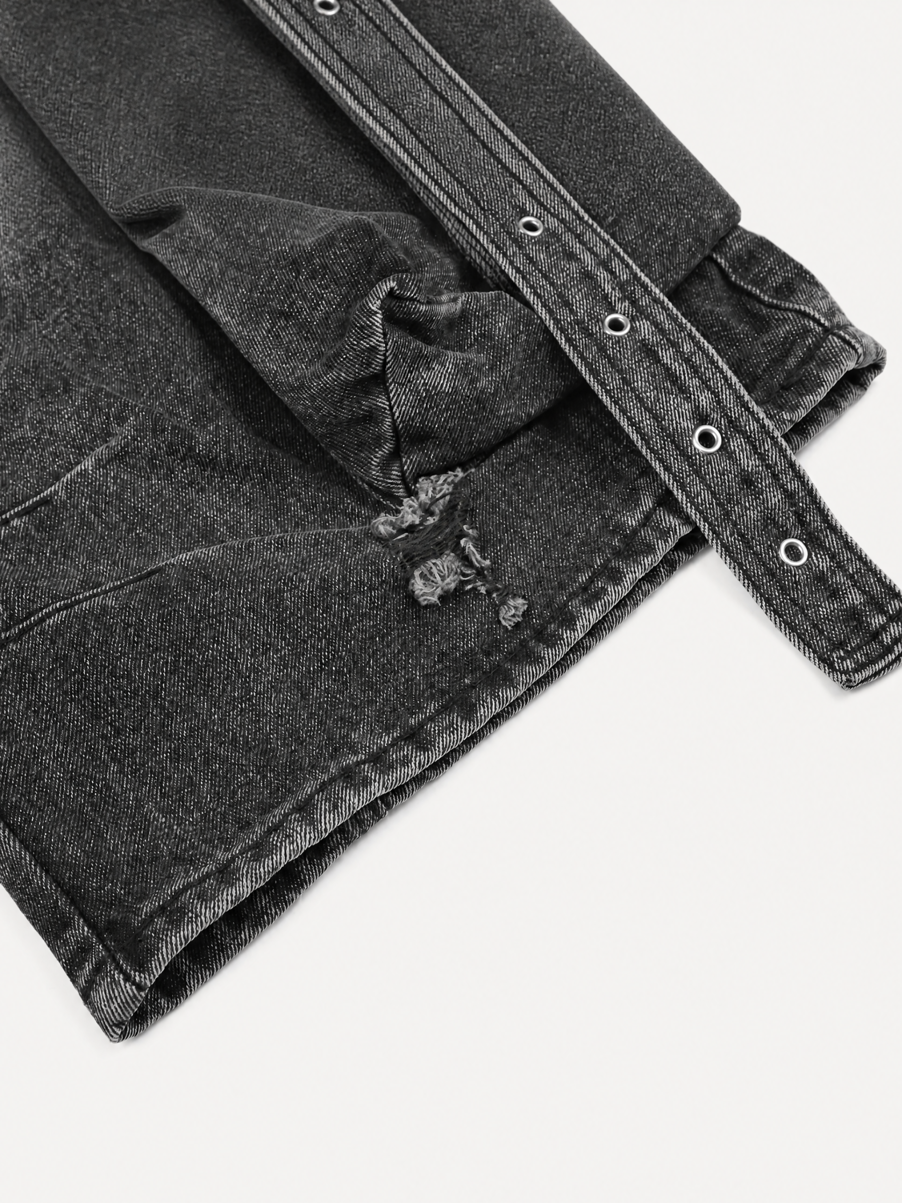 [Copy][Copy]OYL-Lab Star Patch Washed Denim Jorts