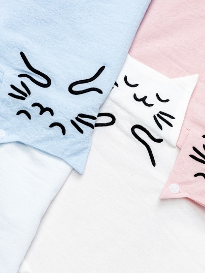 OYL-Lab Color Block Cat Embroidery  Short Sleeve Shirt