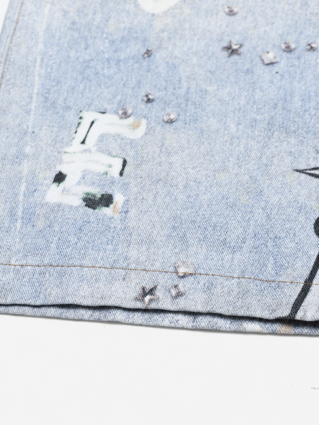 [Copy]OYL-Lab Curved Seam Baggy Rivet Washed Jeans
