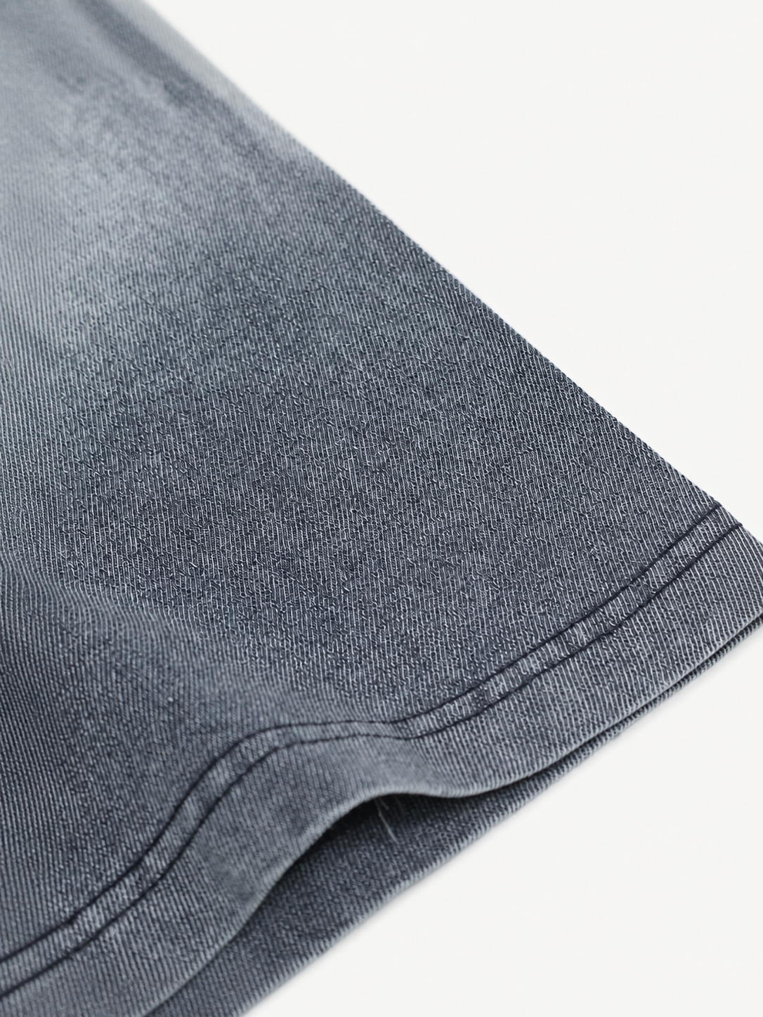 OYL-Lab Gradient Washed  Patch Embroidery Tee