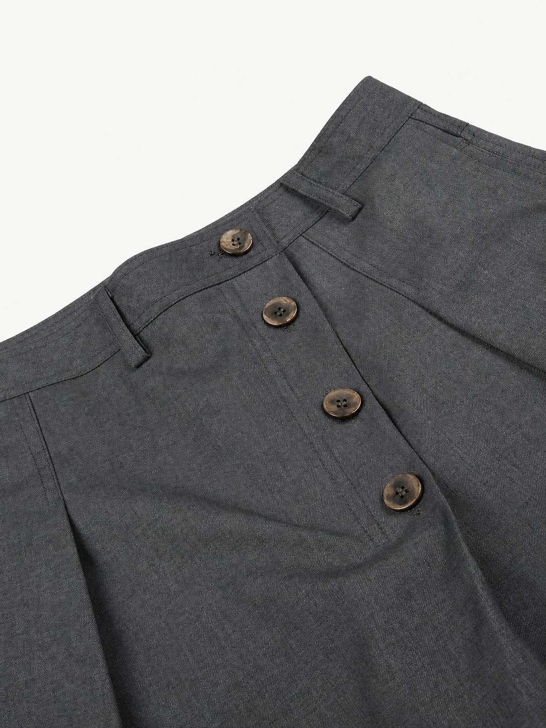 OYL-Lab Pleated Bermuda Shorts