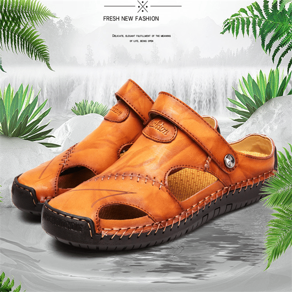 Men's large breathable sandals with soft leather exterior