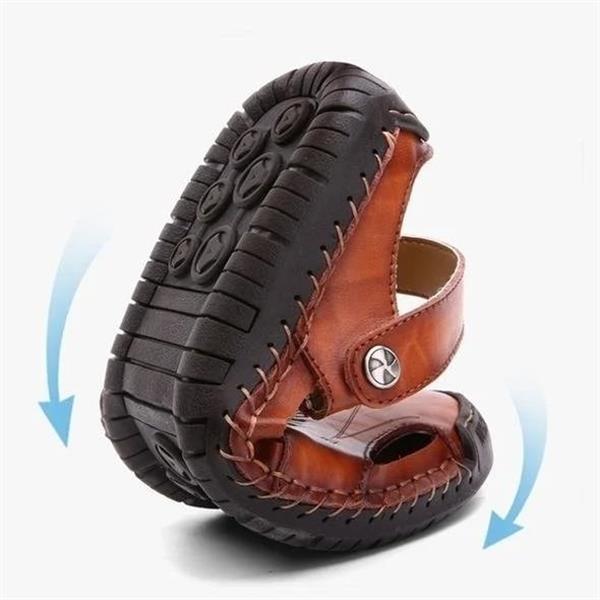 Men's large breathable sandals with soft leather exterior