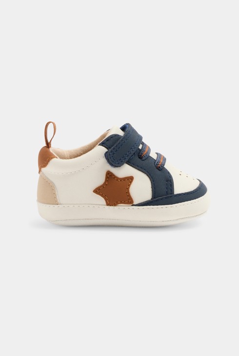 Basket basse souple bleu bébé garçon naissance 1