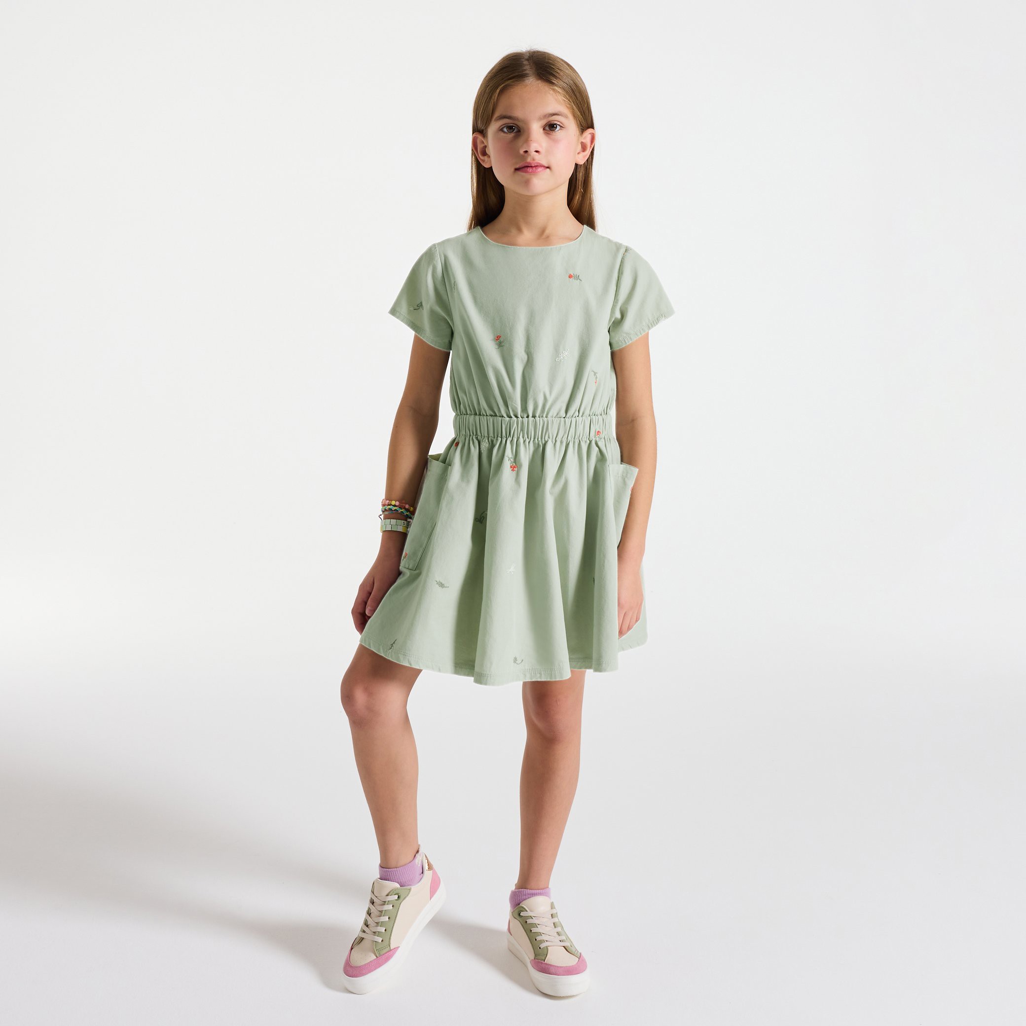 Robe brodée fleurs vert fille - Imprimé vert