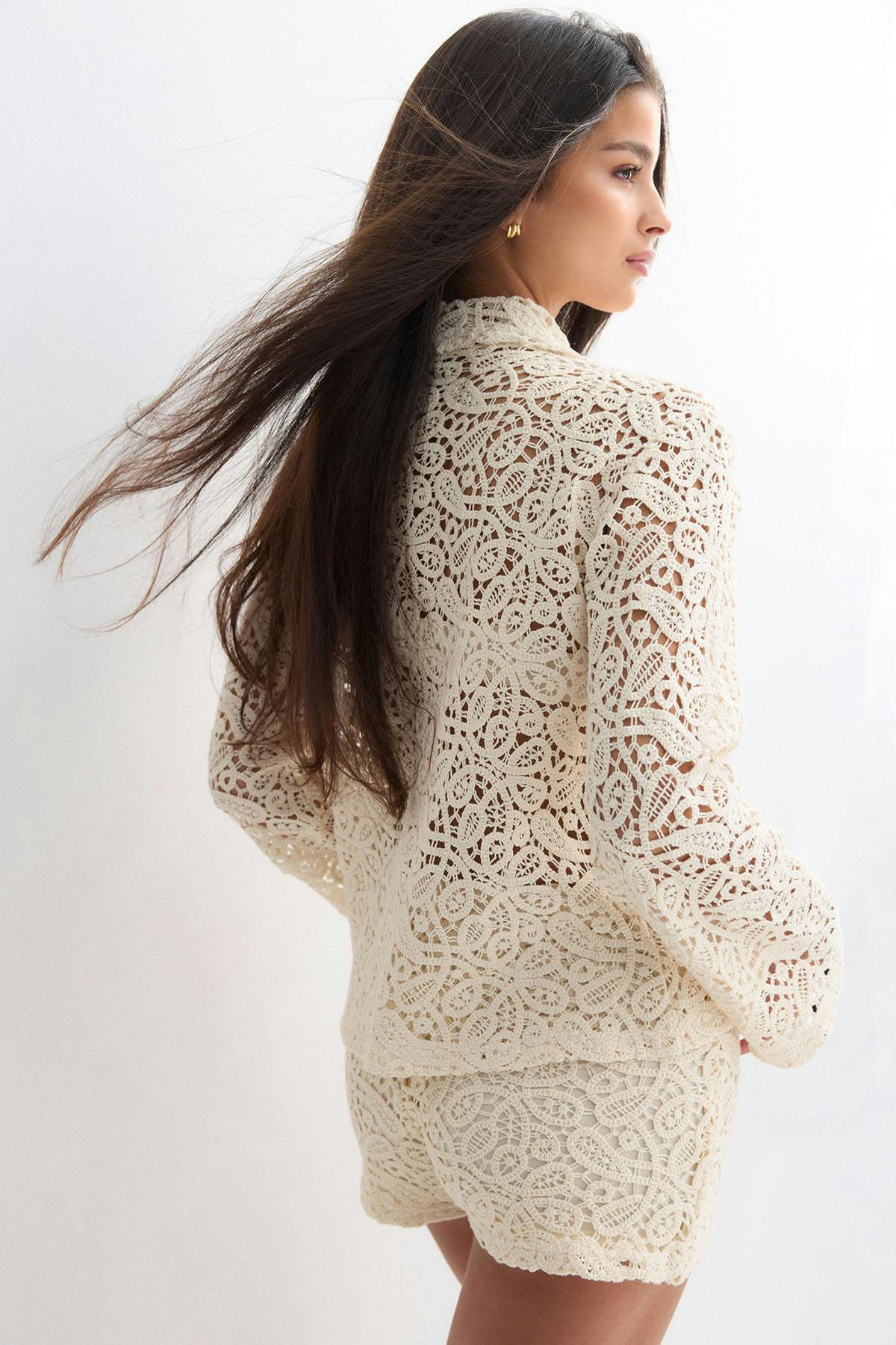 Knitted crochet shirt - White