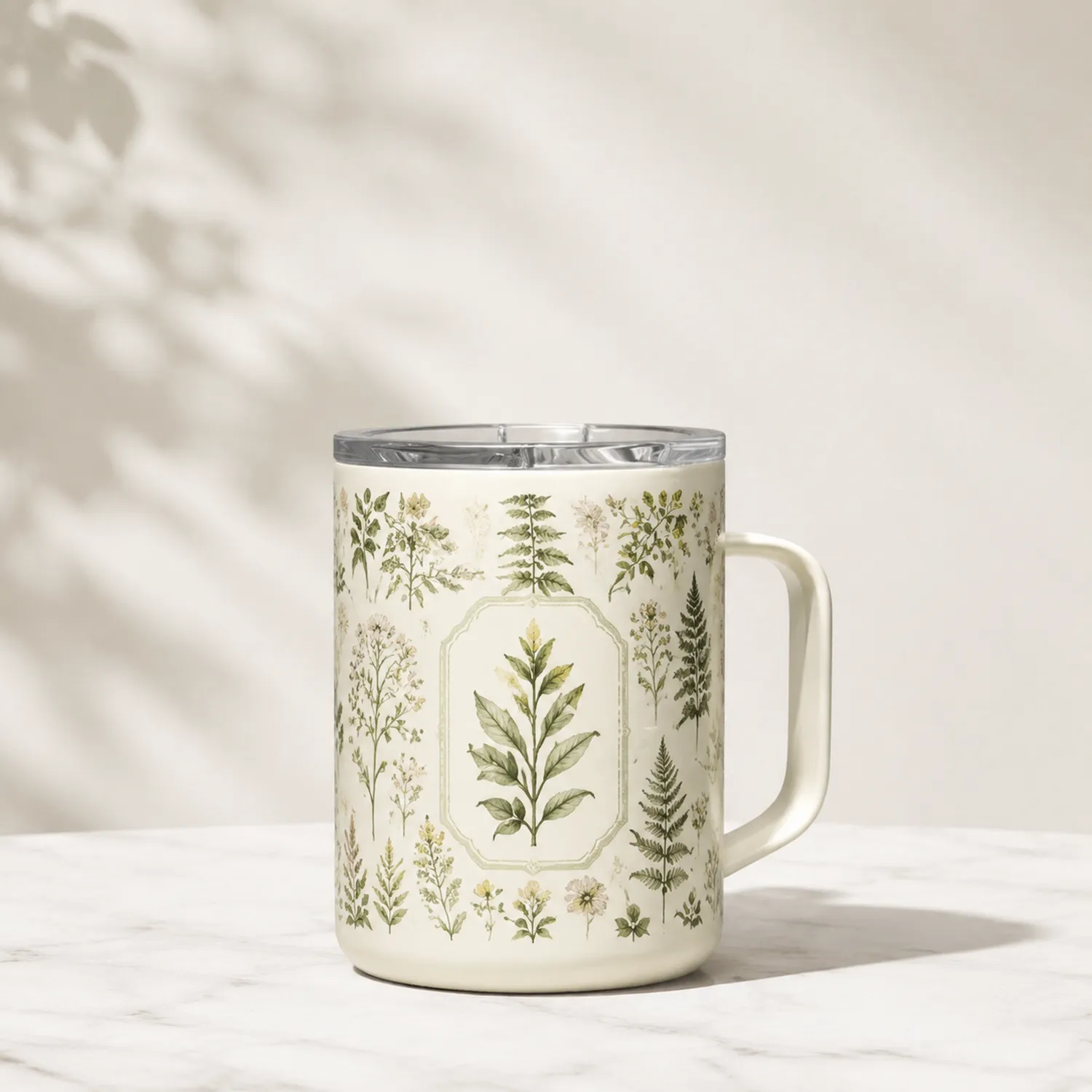 Isolierter Kaffeebecher mit botanischem Muster - Creme/Grün-Dwelluroa