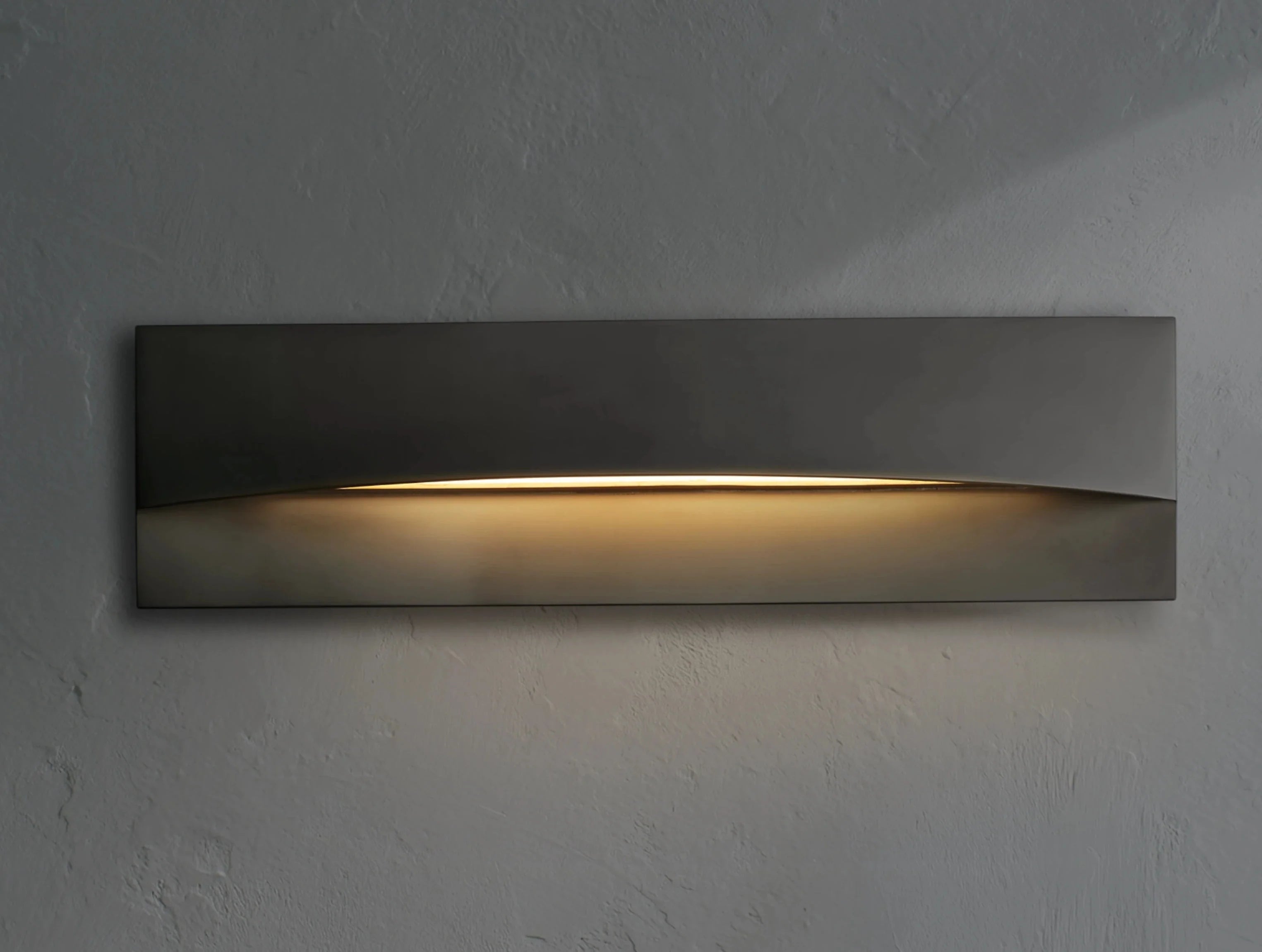Taga Horizontal Rectangular Sconce ZELNO LIGHTING