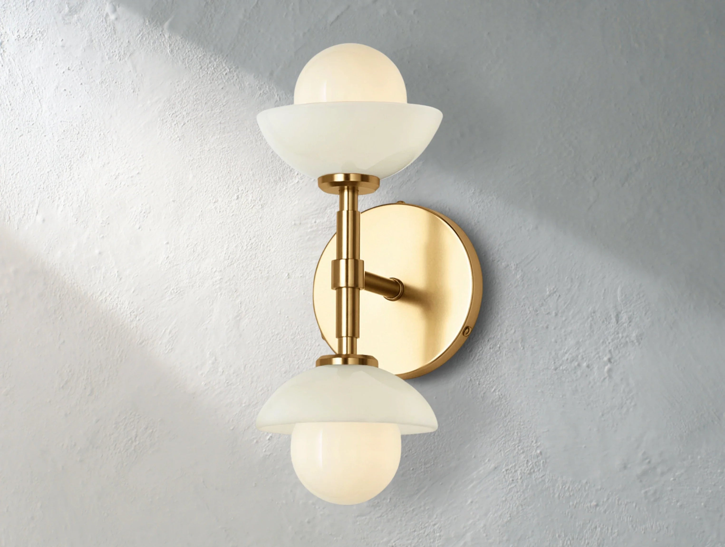 Greensh Linear Sconce - ZELNO LIGHTING