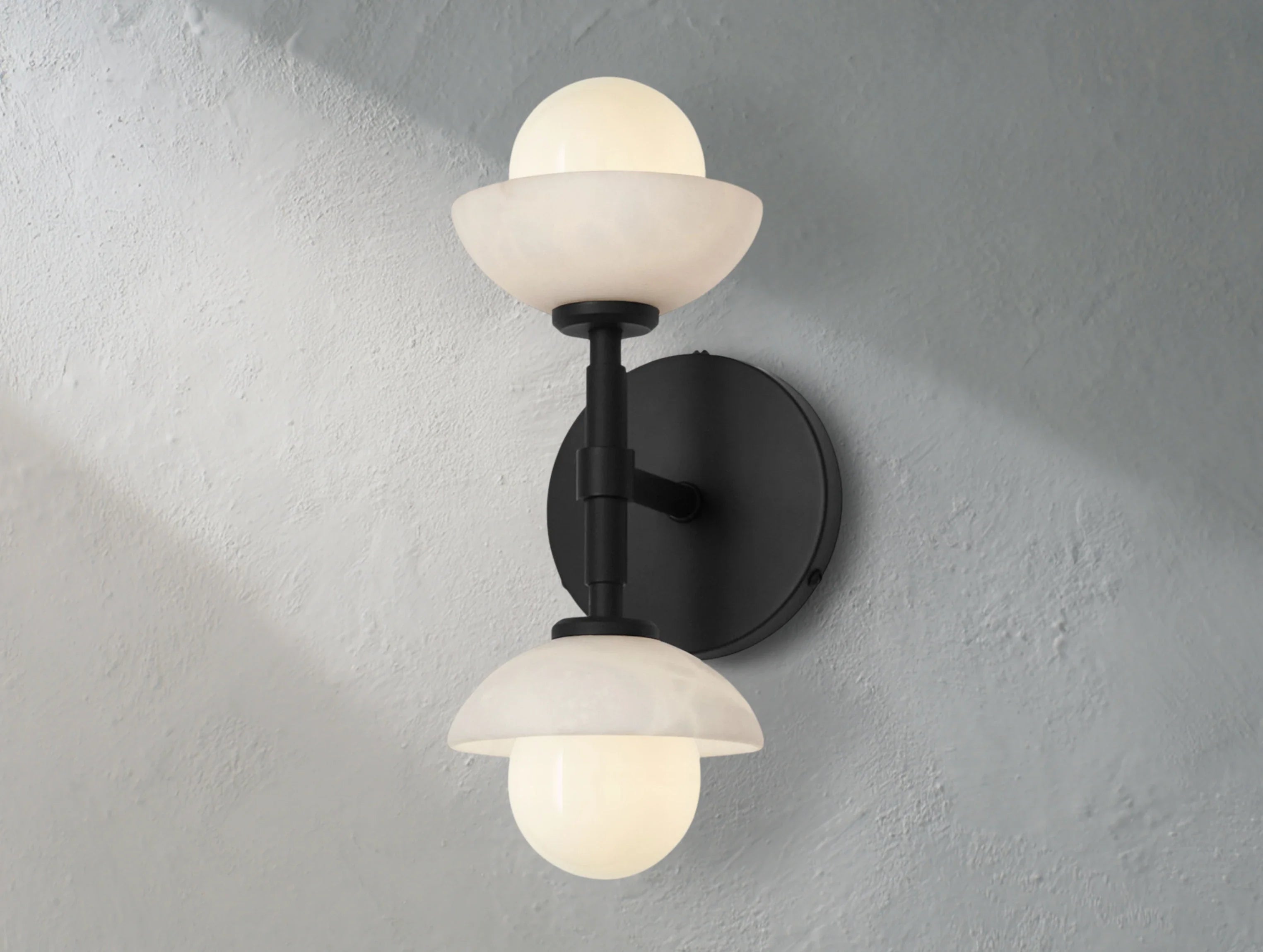 Greensh Linear Sconce - ZELNO LIGHTING
