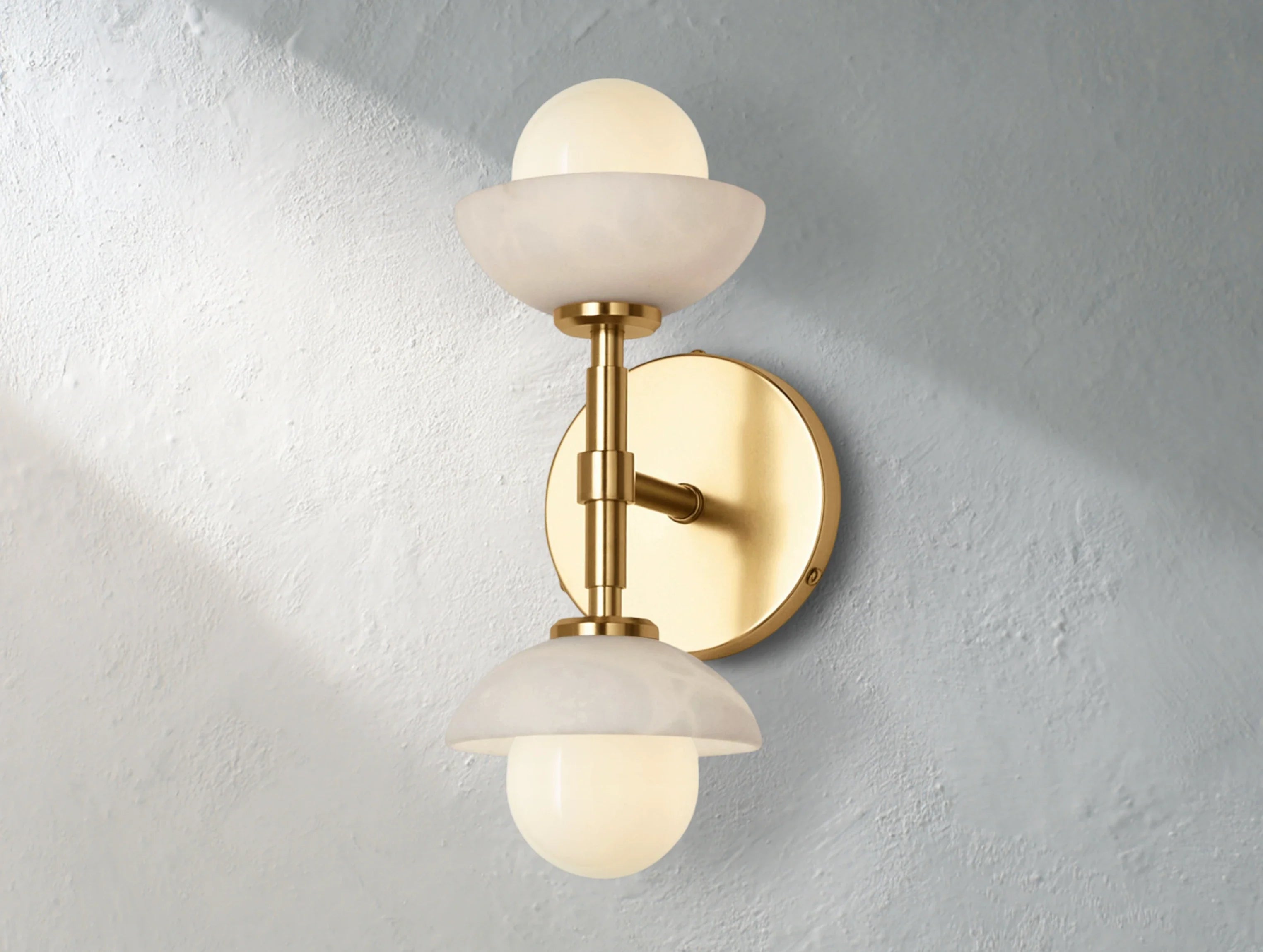 Greensh Linear Sconce - ZELNO LIGHTING